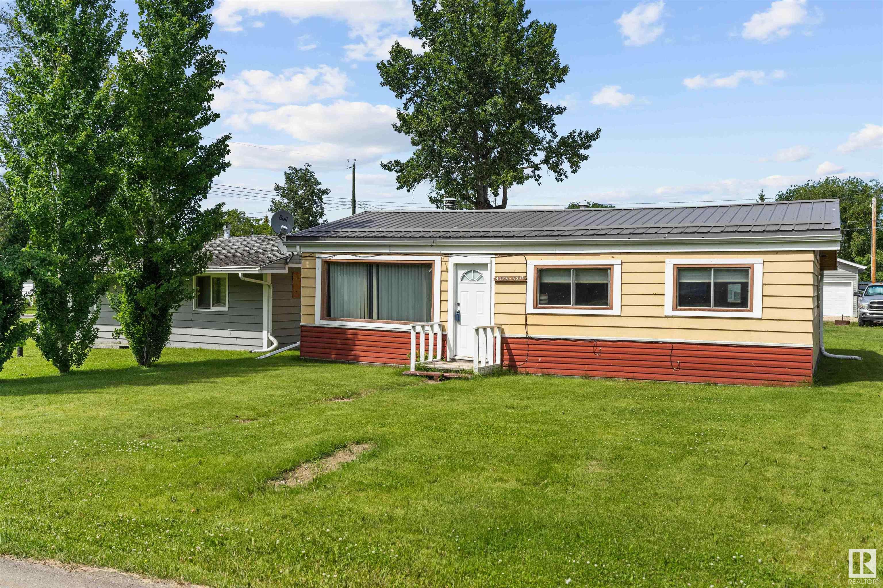 4723 52 Street, Rural Lac Ste. Anne County, Alberta, T0E 0A0