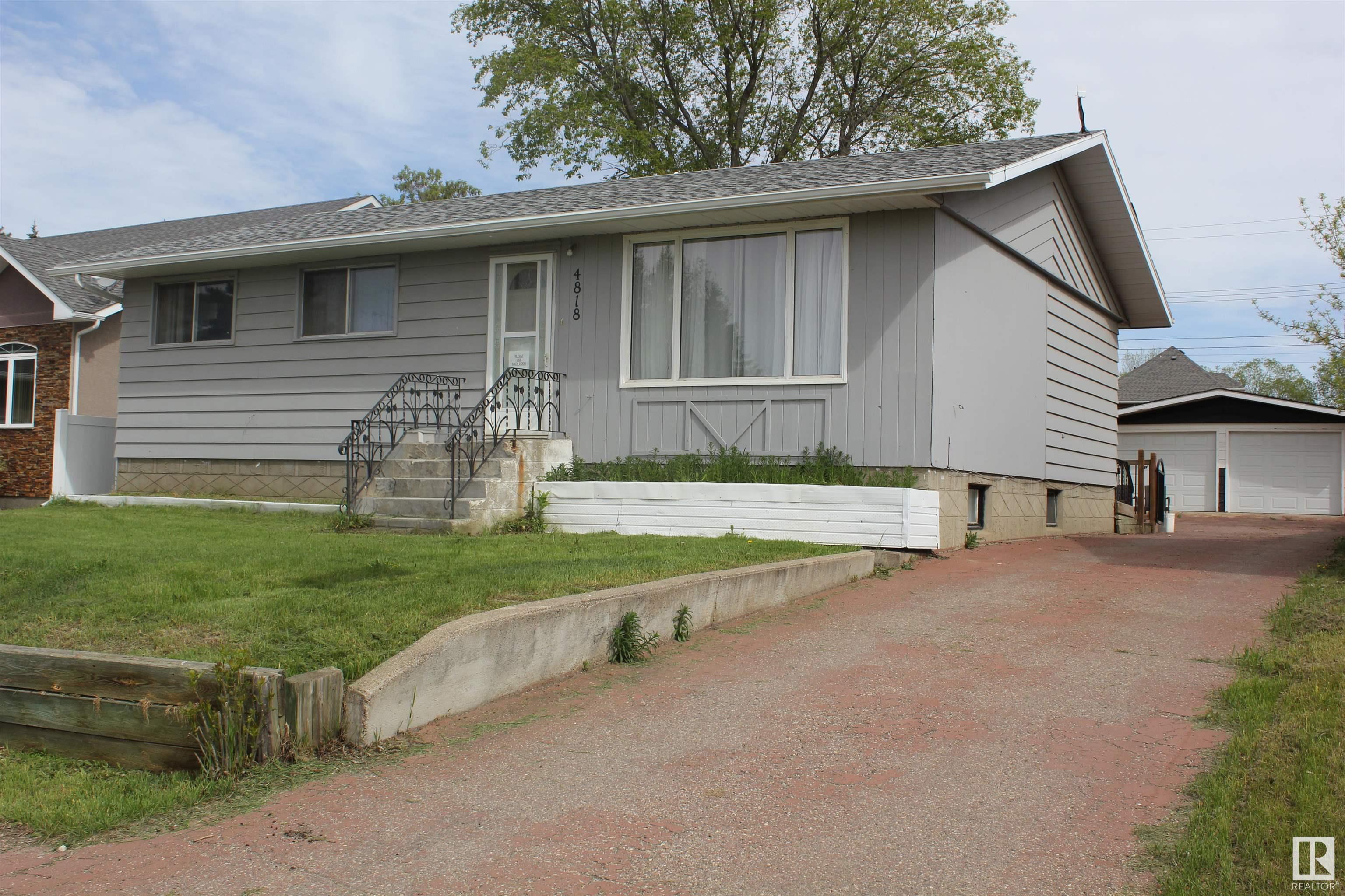 4818 54 Avenue, Elk Point, Alberta, T0A 1A0