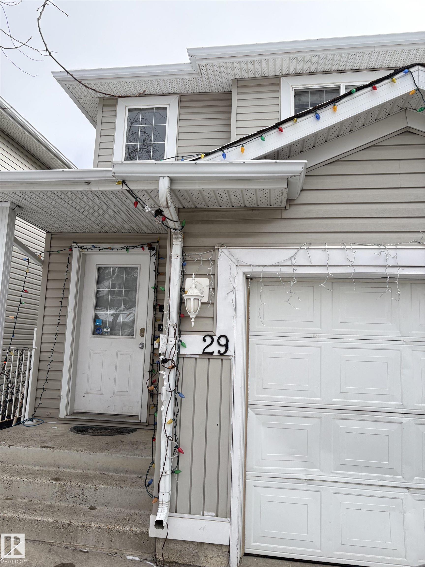 29 14603 Miller Boulevard, Edmonton, Alberta, T5Y 3B6