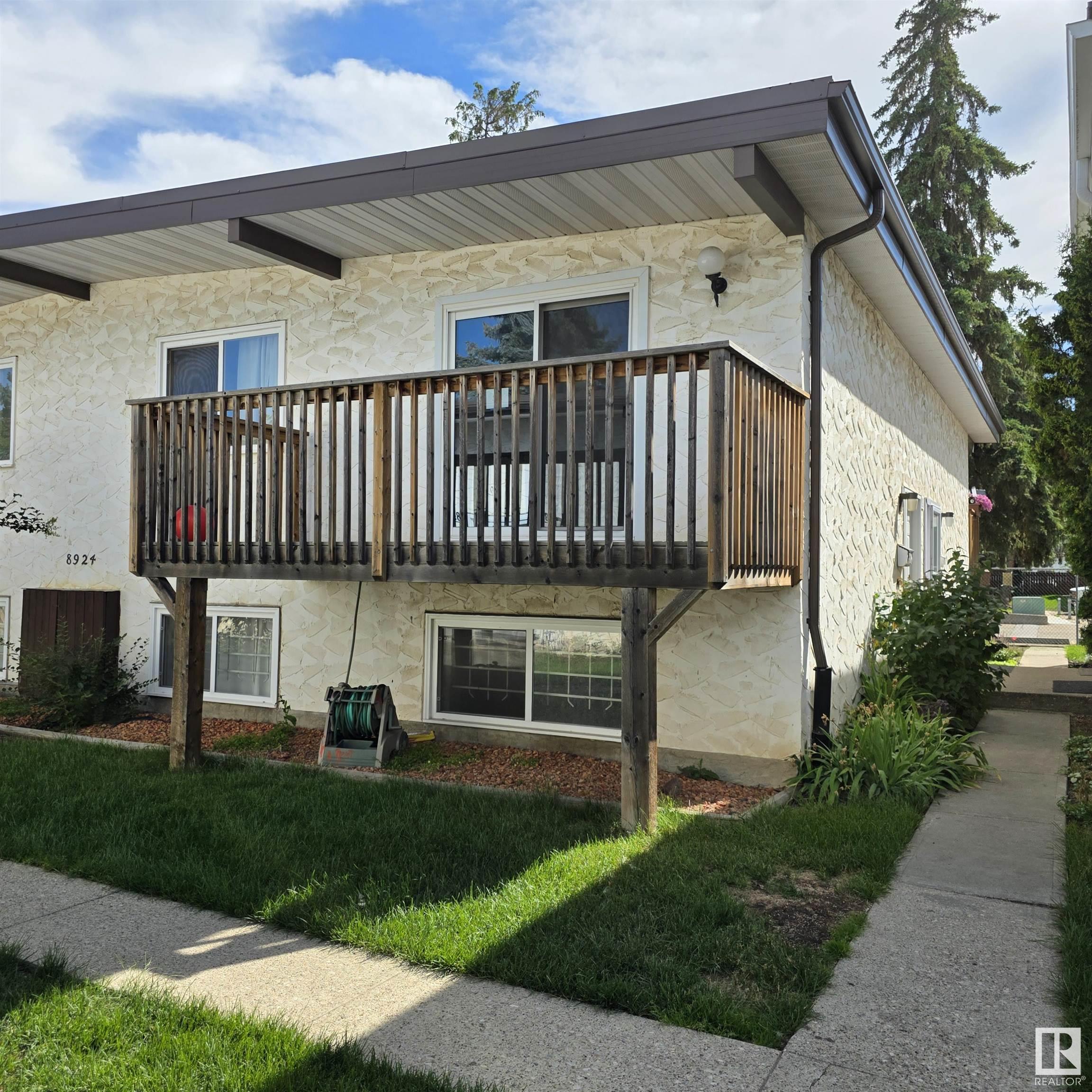 8924b 144 Avenue, Edmonton, Alberta, T5E 5V4