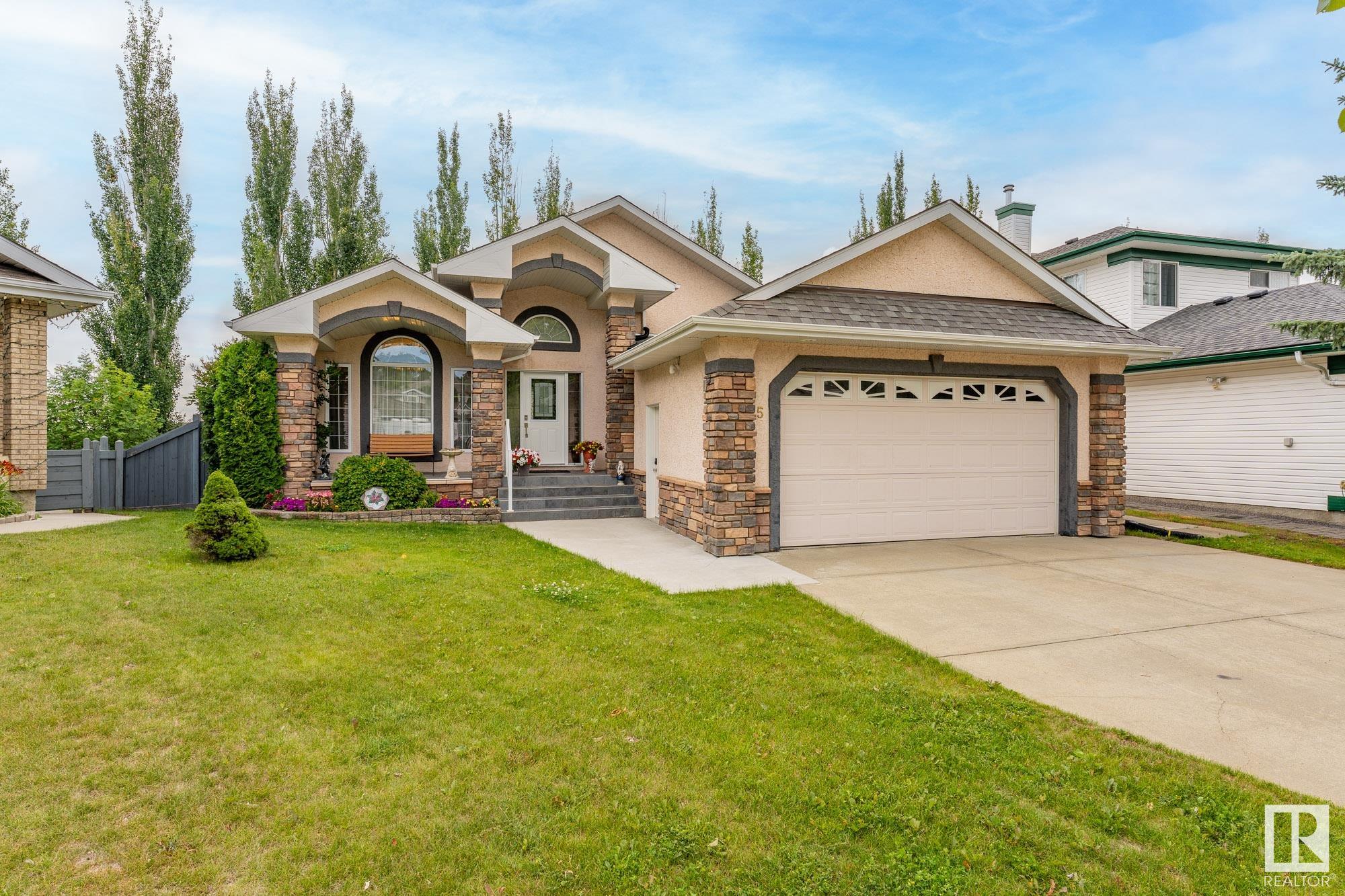 15 Overton Place, St. Albert, Alberta, T8N 6W9