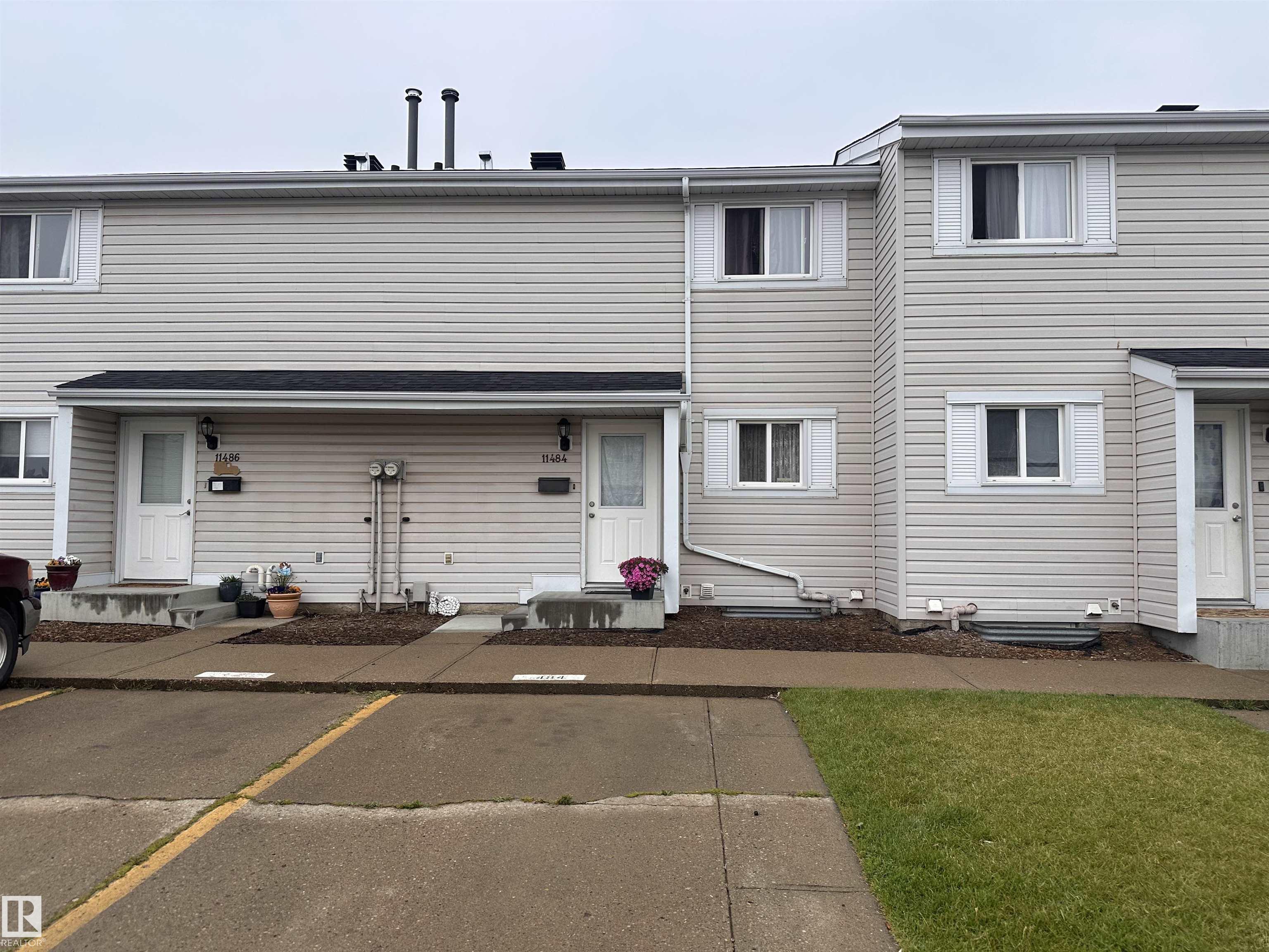 11484 139 Avenue, Edmonton, Alberta, T5X 3L4