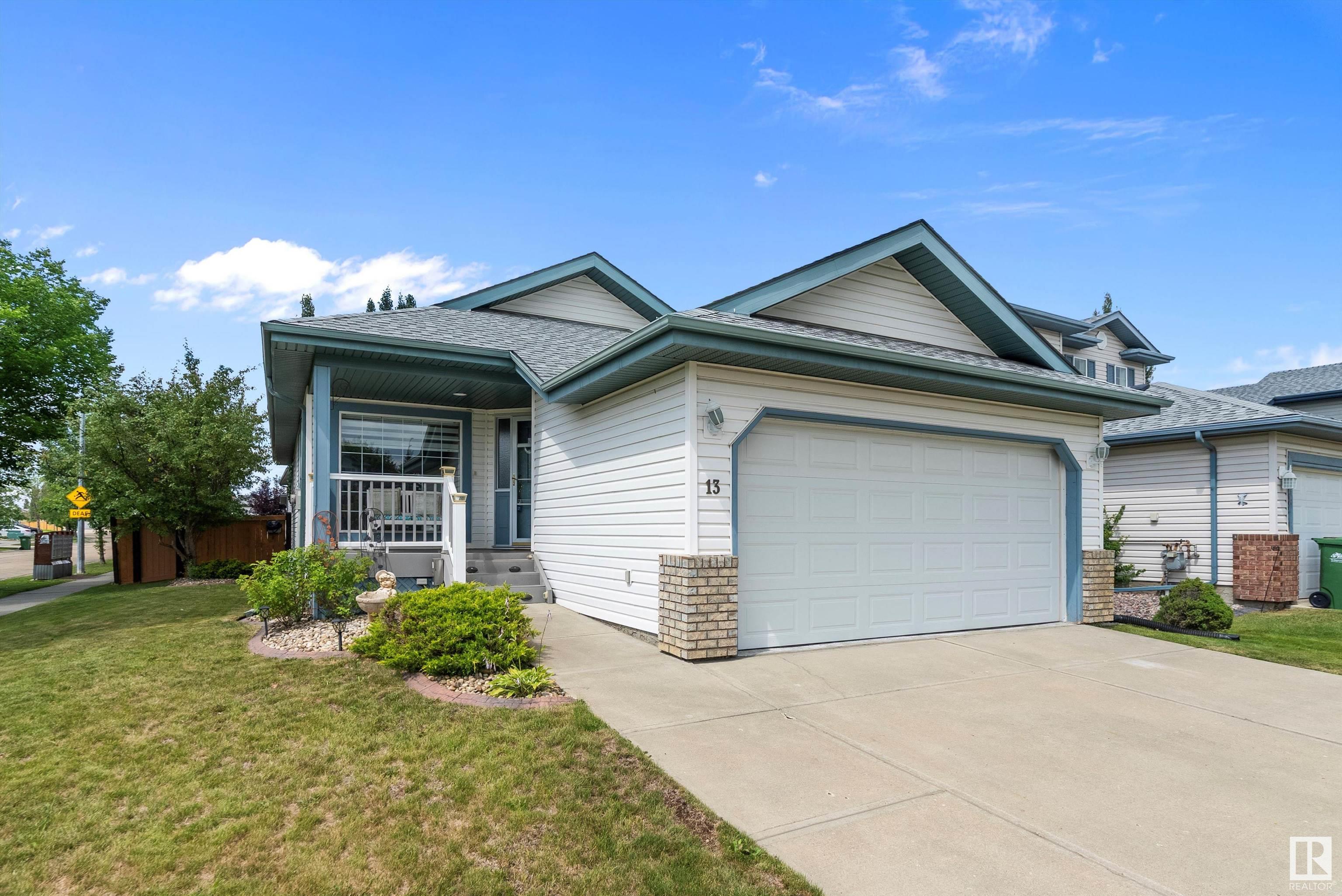 13 Newmarket Way, St. Albert, Alberta, T8N 6Y8