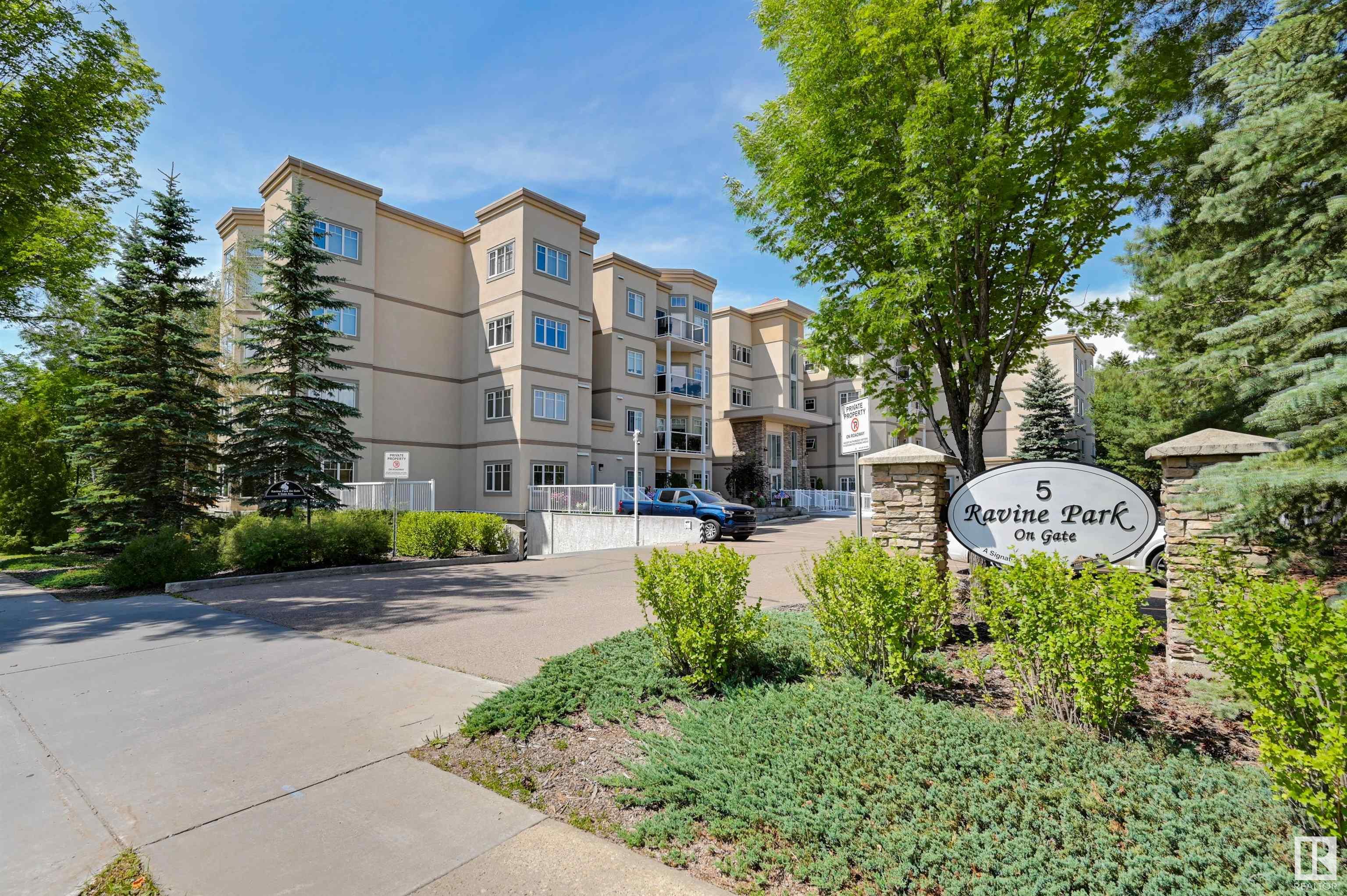 402 5 Gate Avenue, St. Albert, Alberta, T8N 0N3