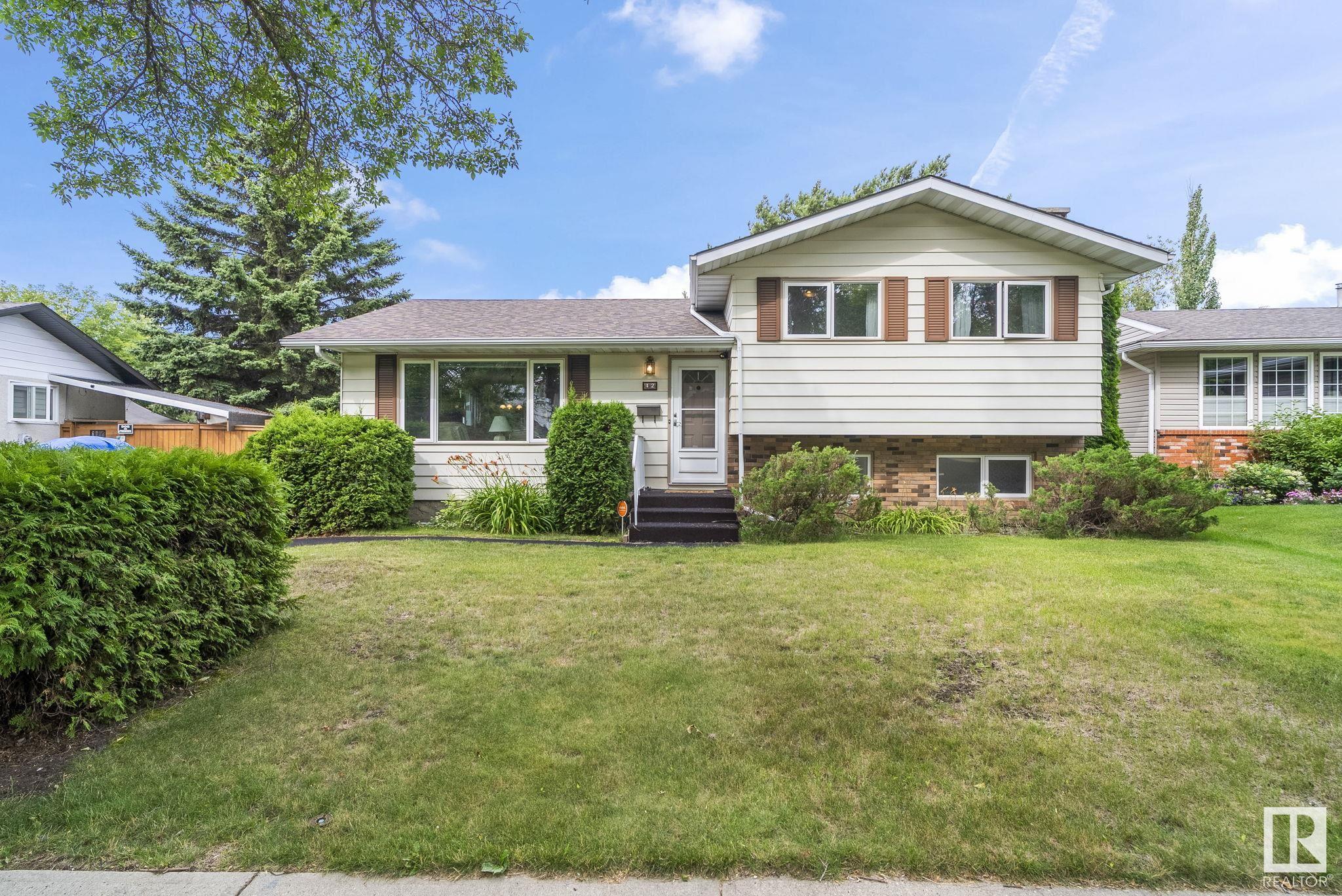 42 Larkspur Crescent, St. Albert, Alberta, T8N 2M5