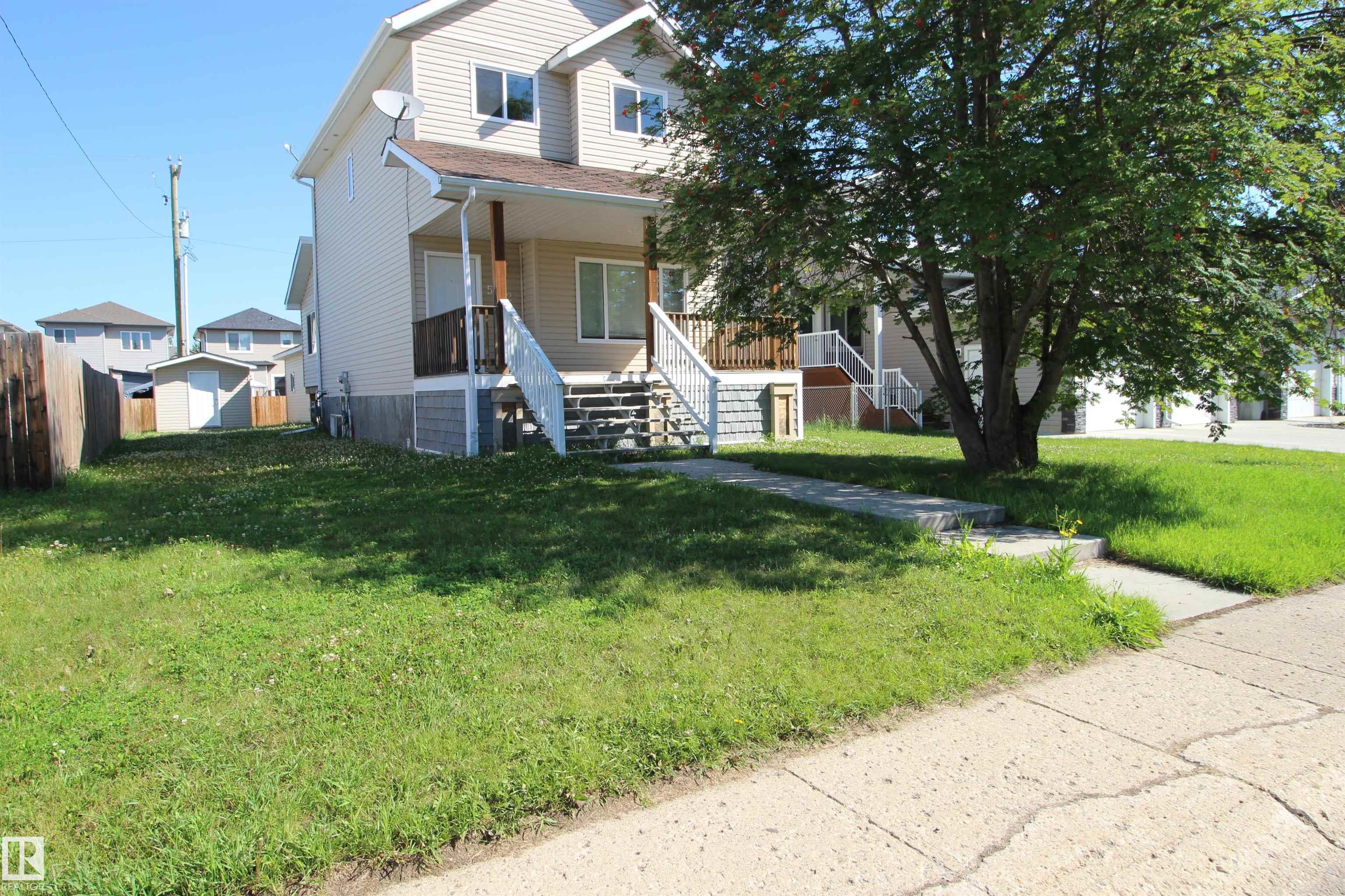 5002 52 Avenue, Calmar, Alberta, T0C 0V0