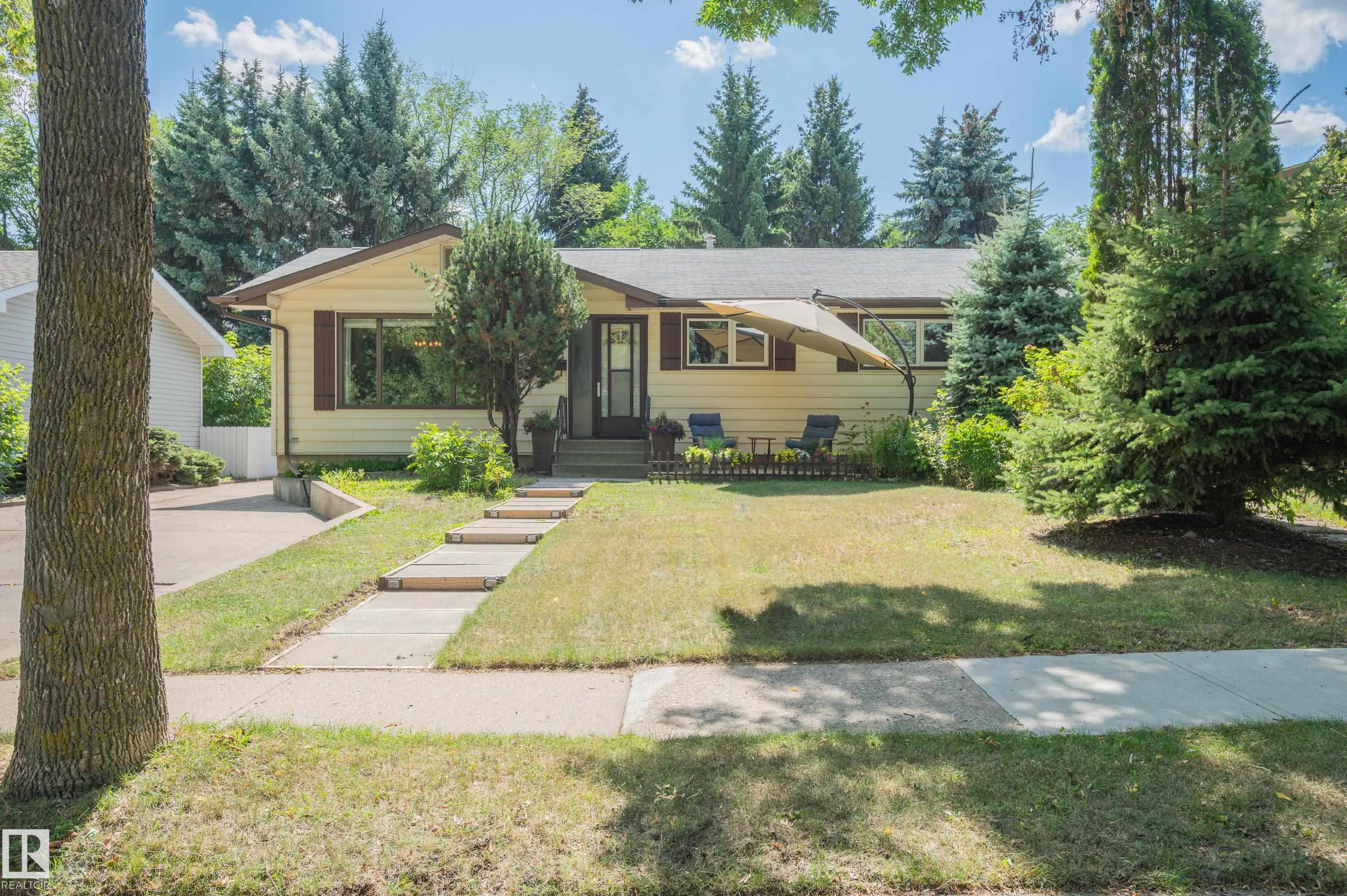 5 Savoy Place, St. Albert, Alberta, T8N 0J3