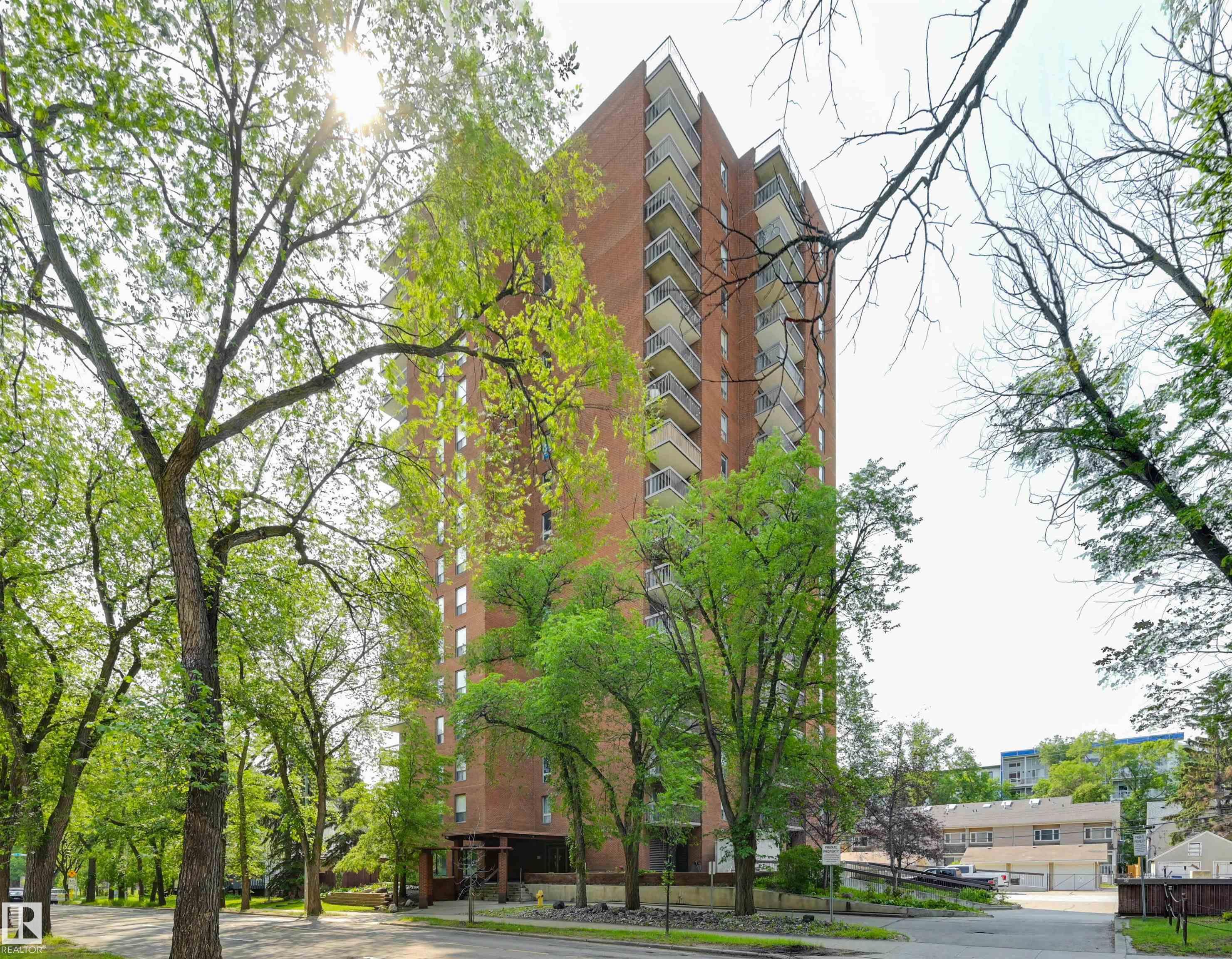 1204 11027 87 Avenue, Edmonton, Alberta, T6G 2P9