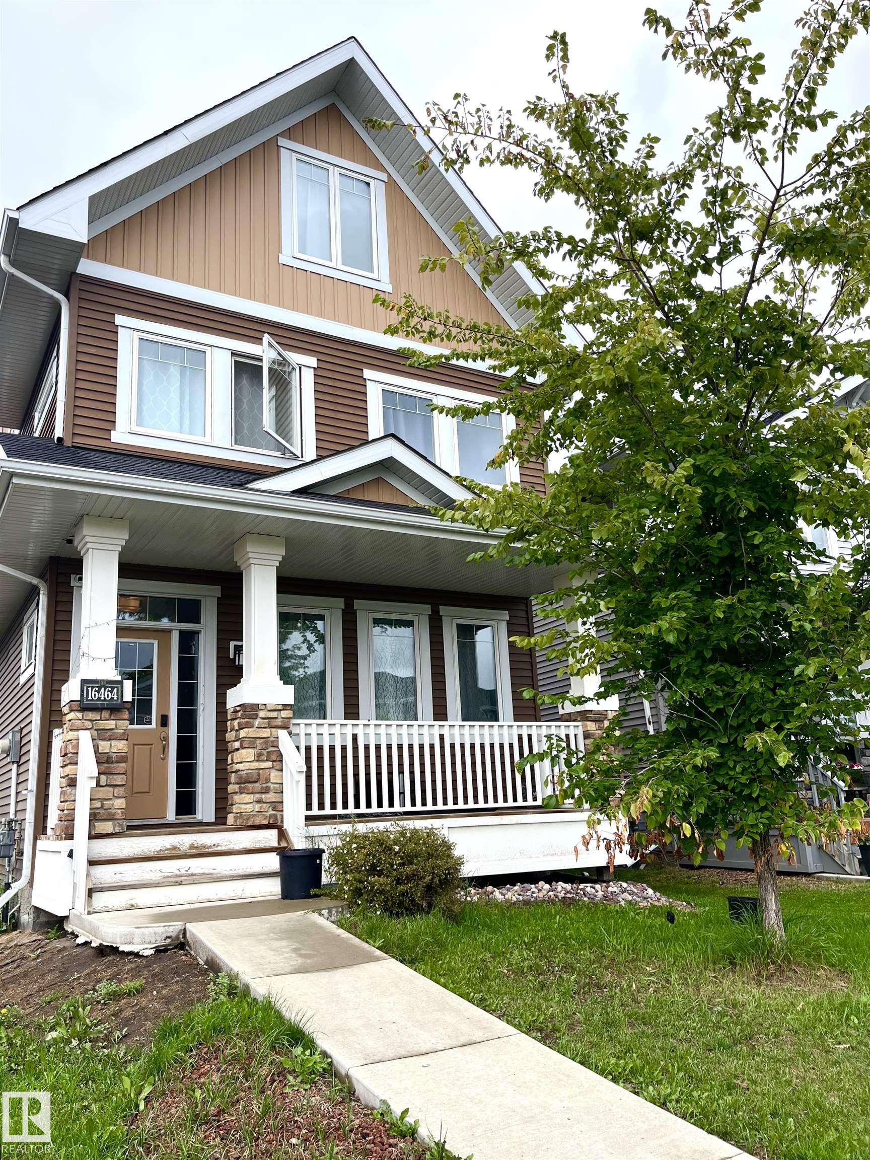 16464 15 Avenue, Edmonton, Alberta, T6W 2Z7