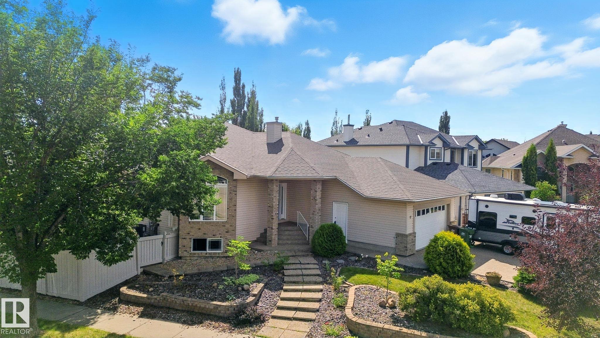 17 Kendall Crescent, St. Albert, Alberta, T8N 6X8