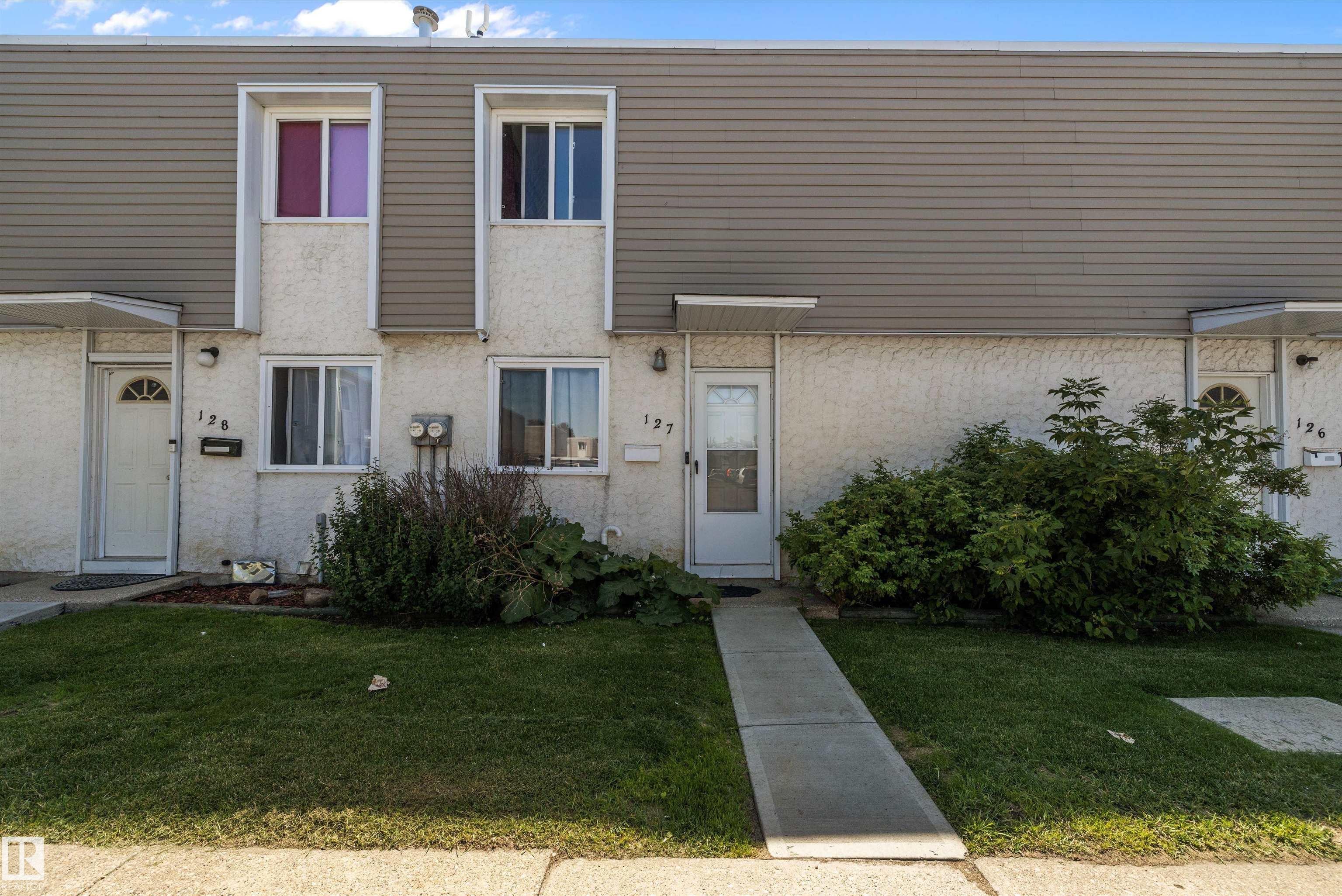 127 Cornell Court, Edmonton, Alberta, T5C 3C3