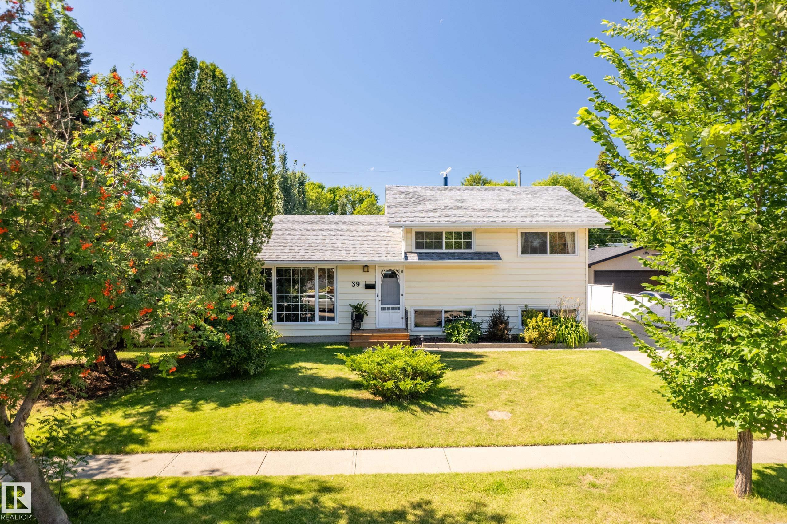 39 Salisbury Avenue, St. Albert, Alberta, T8N 0M2