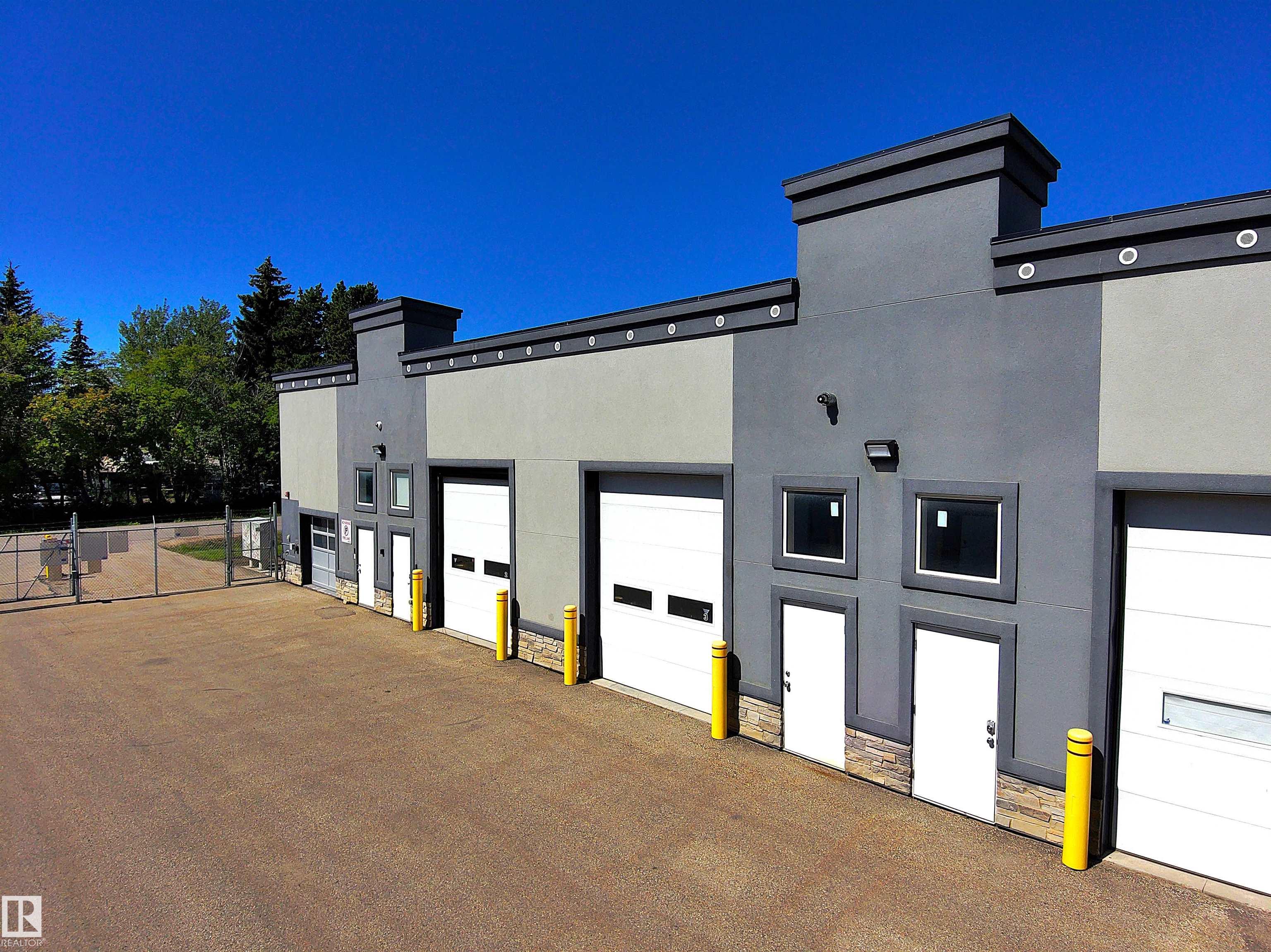 3 9903 209 Street, Edmonton, Alberta, T5T 5X9
