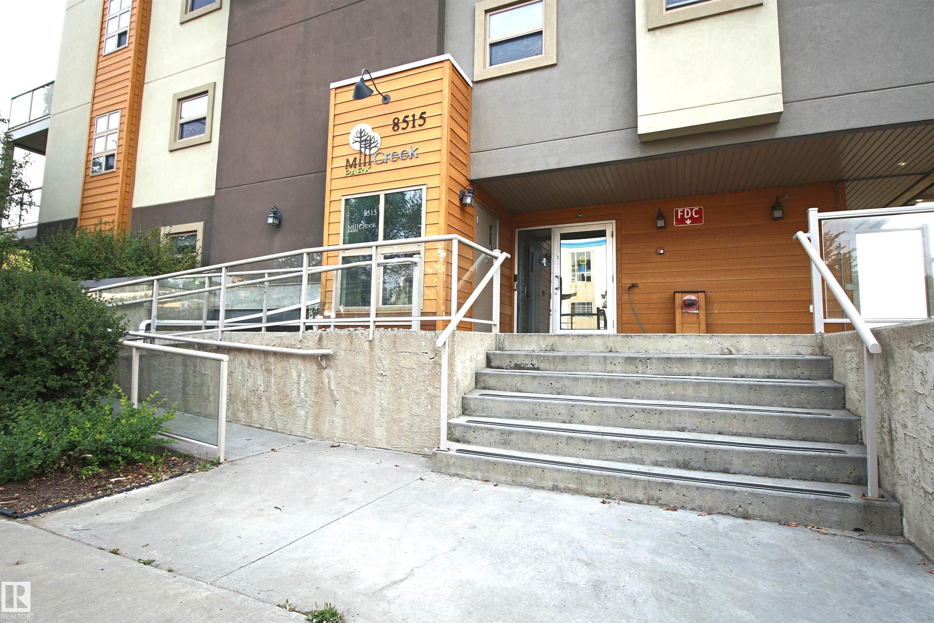 101 8515 99 Street, Edmonton, Alberta, T6E 3T7