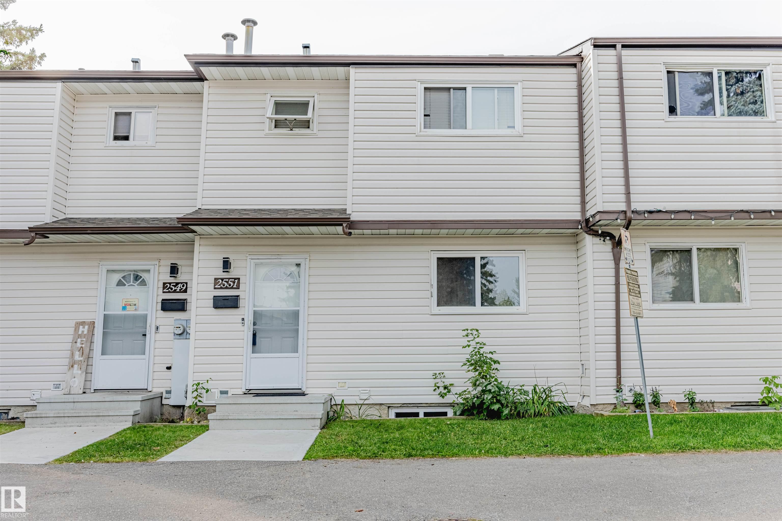2551 135 Avenue, Edmonton, Alberta, T5A 3S5