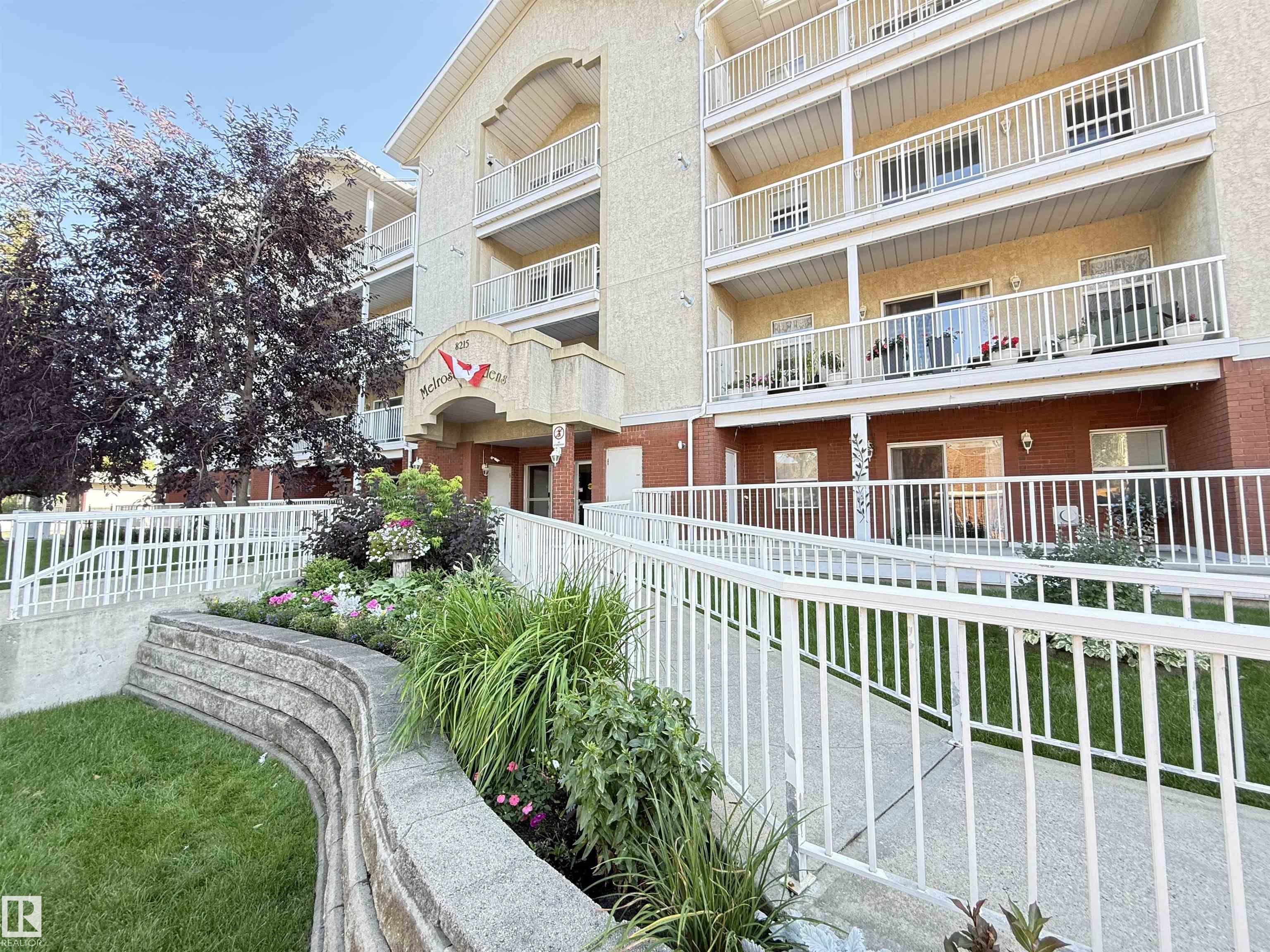 302 8215 84 Avenue, Edmonton, Alberta, T6C 4R2