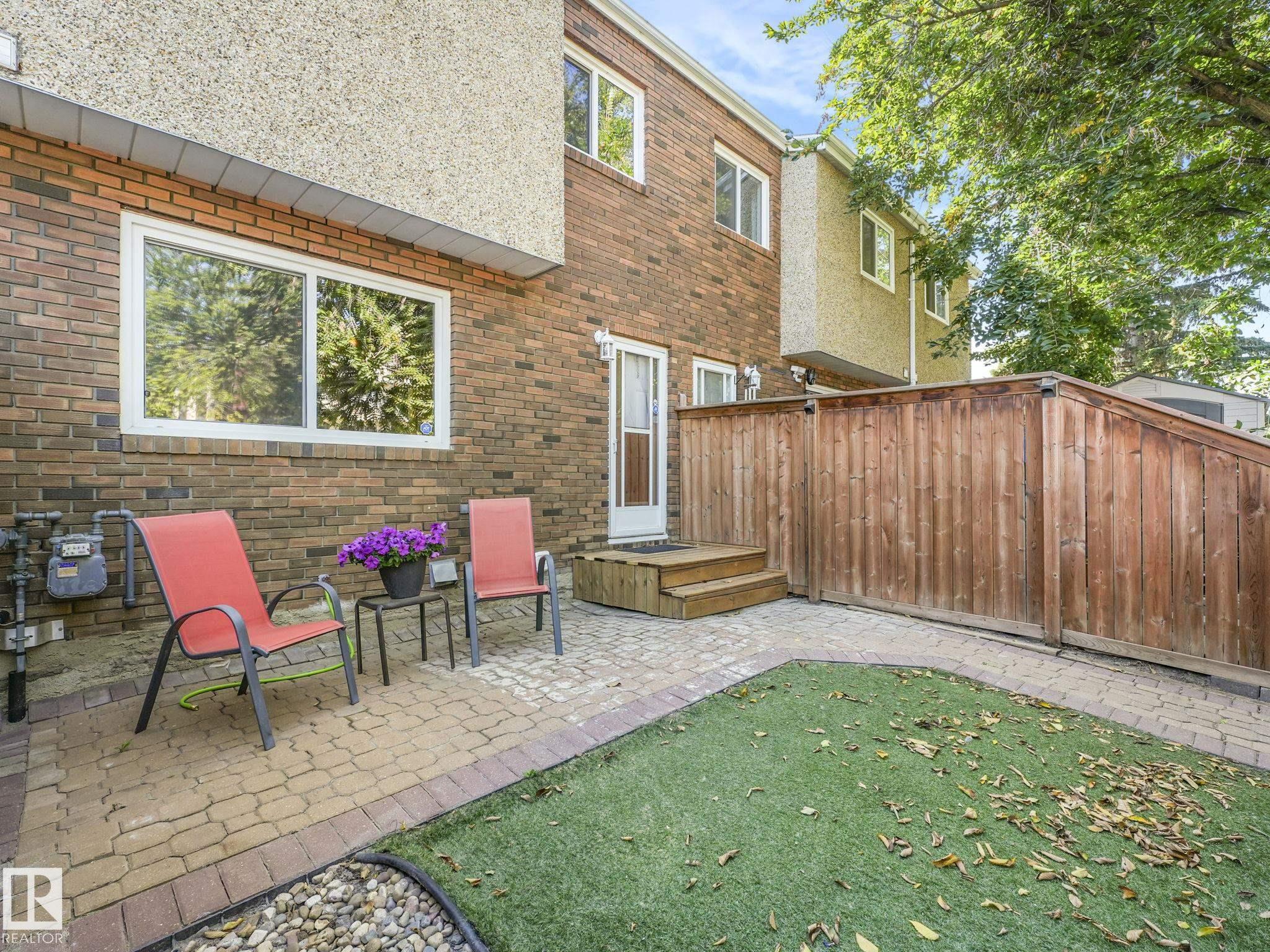 18351 93 Avenue, Edmonton, Alberta, T5T 1V2