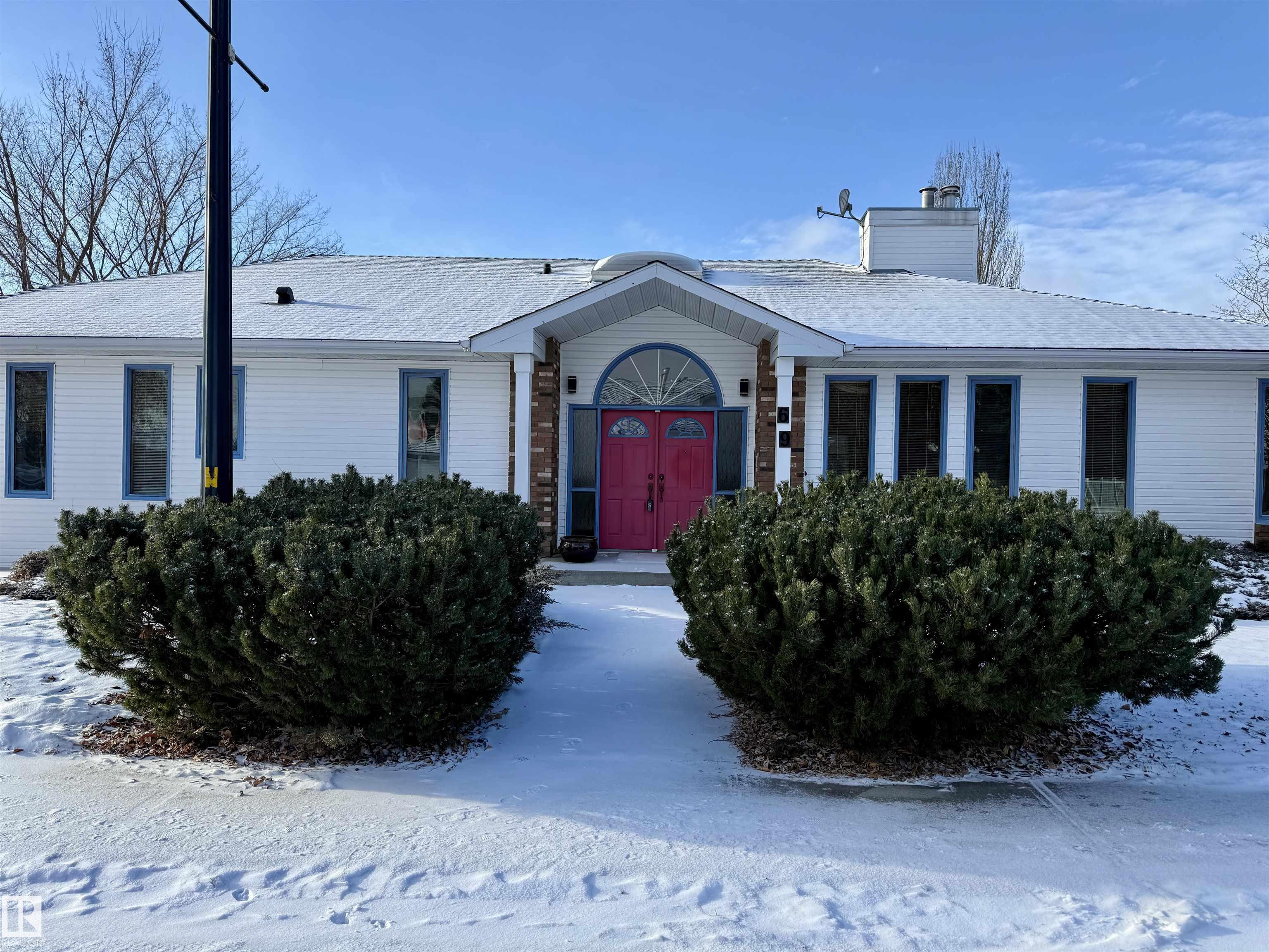 69 NOTTINGHAM Estates Sherwood Park Alberta