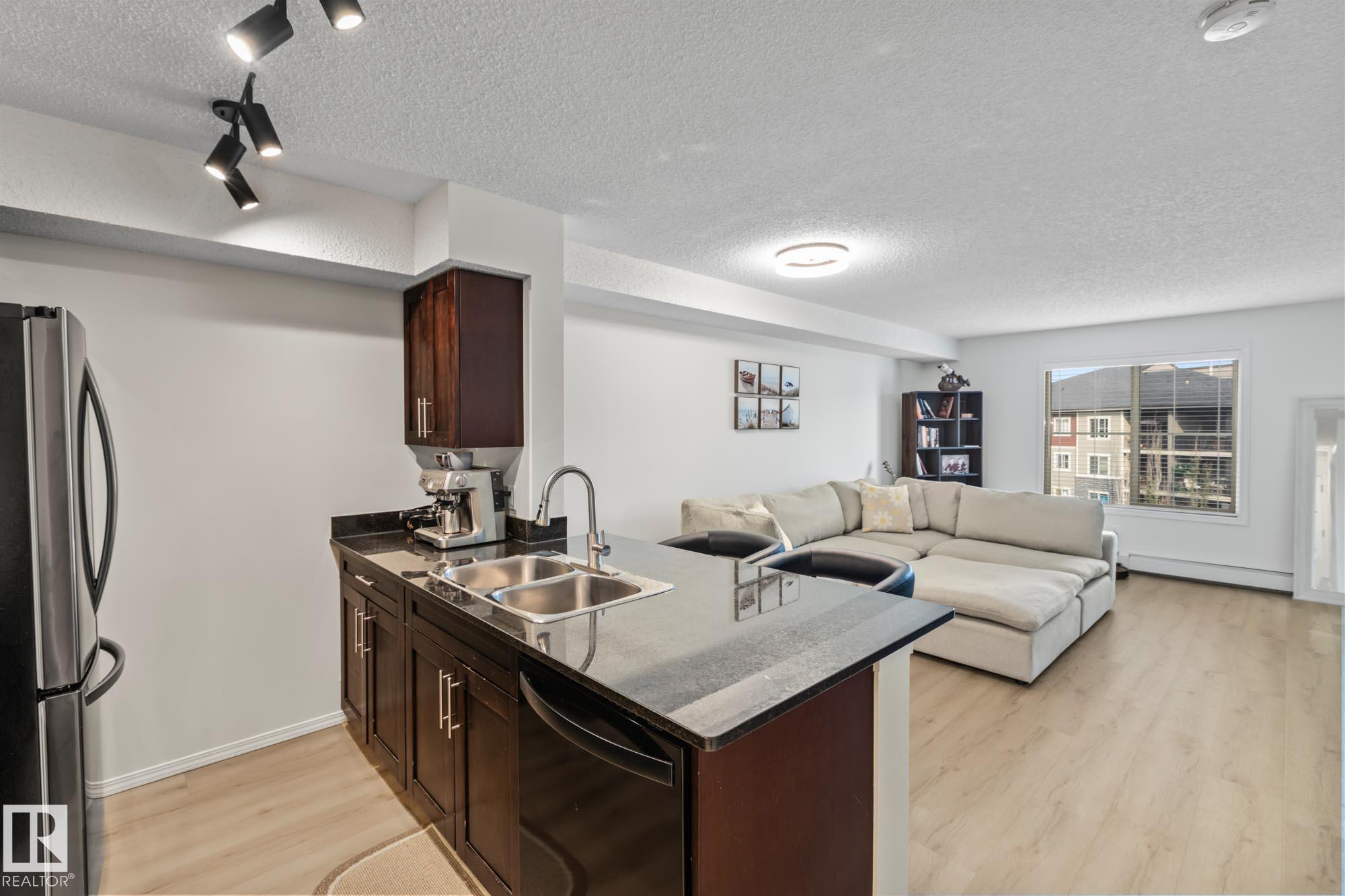 409 1080 Mcconachie Blvd, Edmonton, Alberta, T5Y 0X2