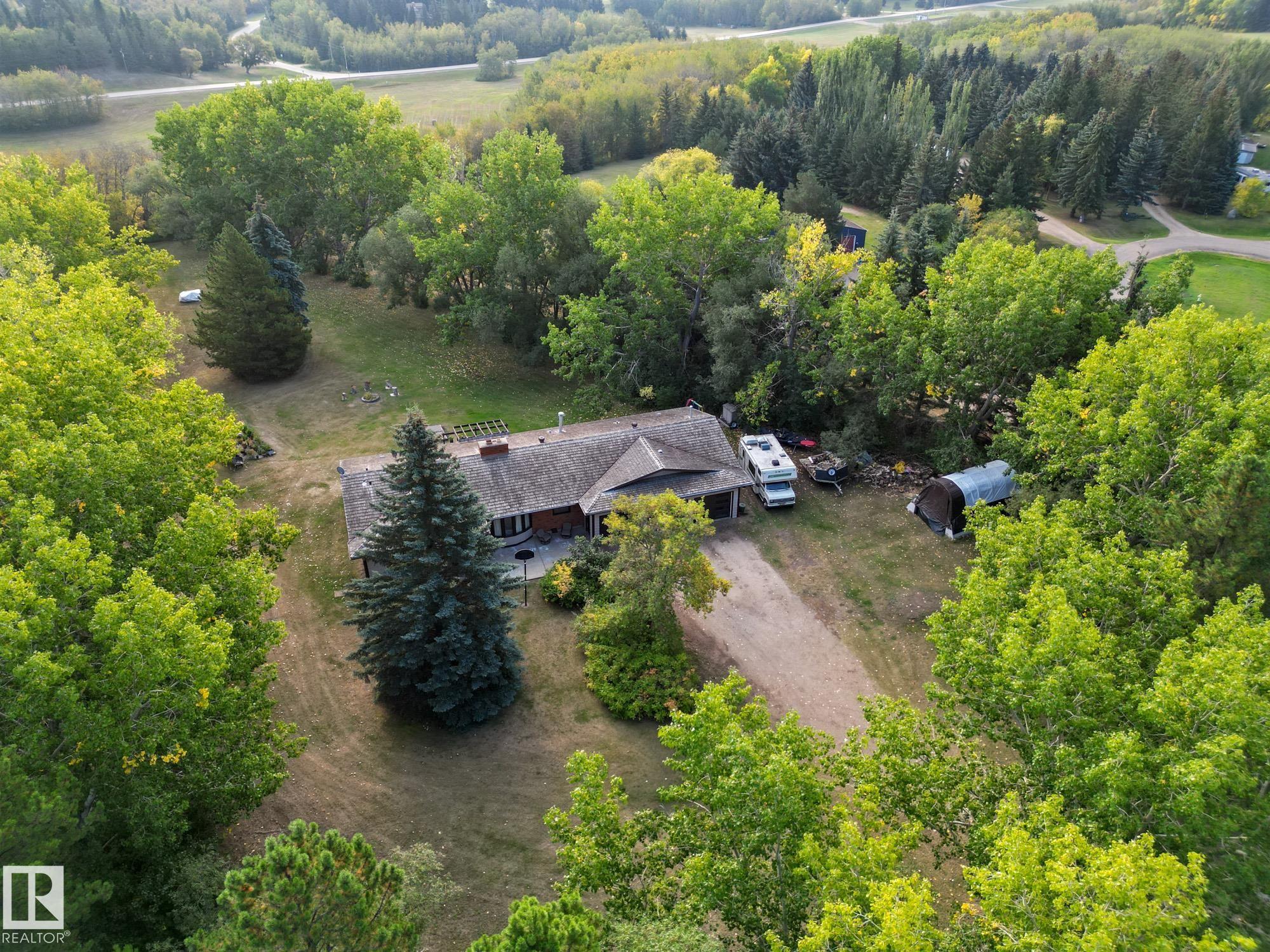 103 24213 Twp Road 554, Rural Sturgeon County, Alberta, T8T 1X9
