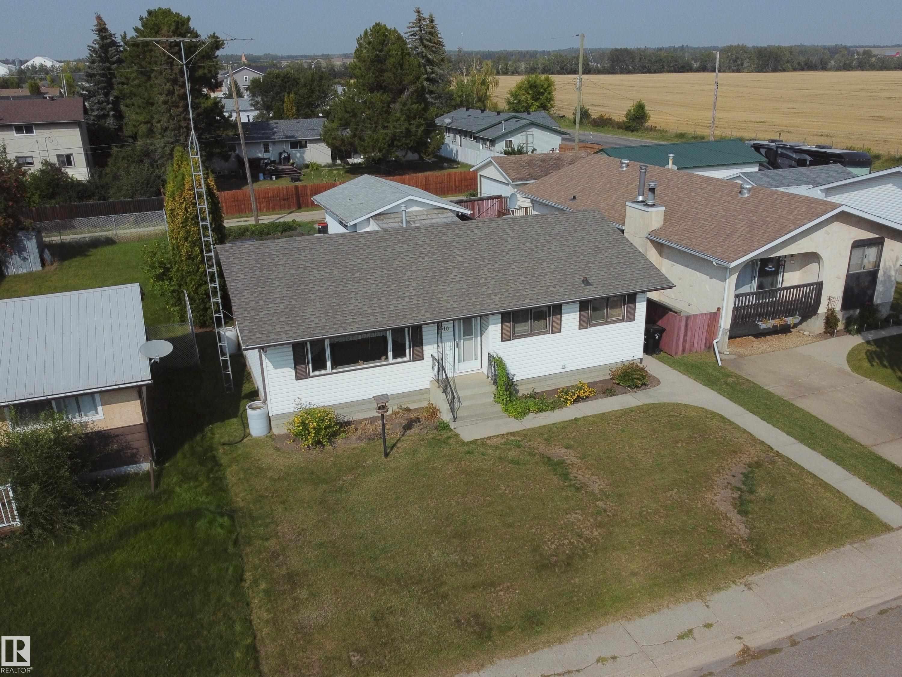 4310 56 Avenue, Barrhead, Alberta, T7N 1K2