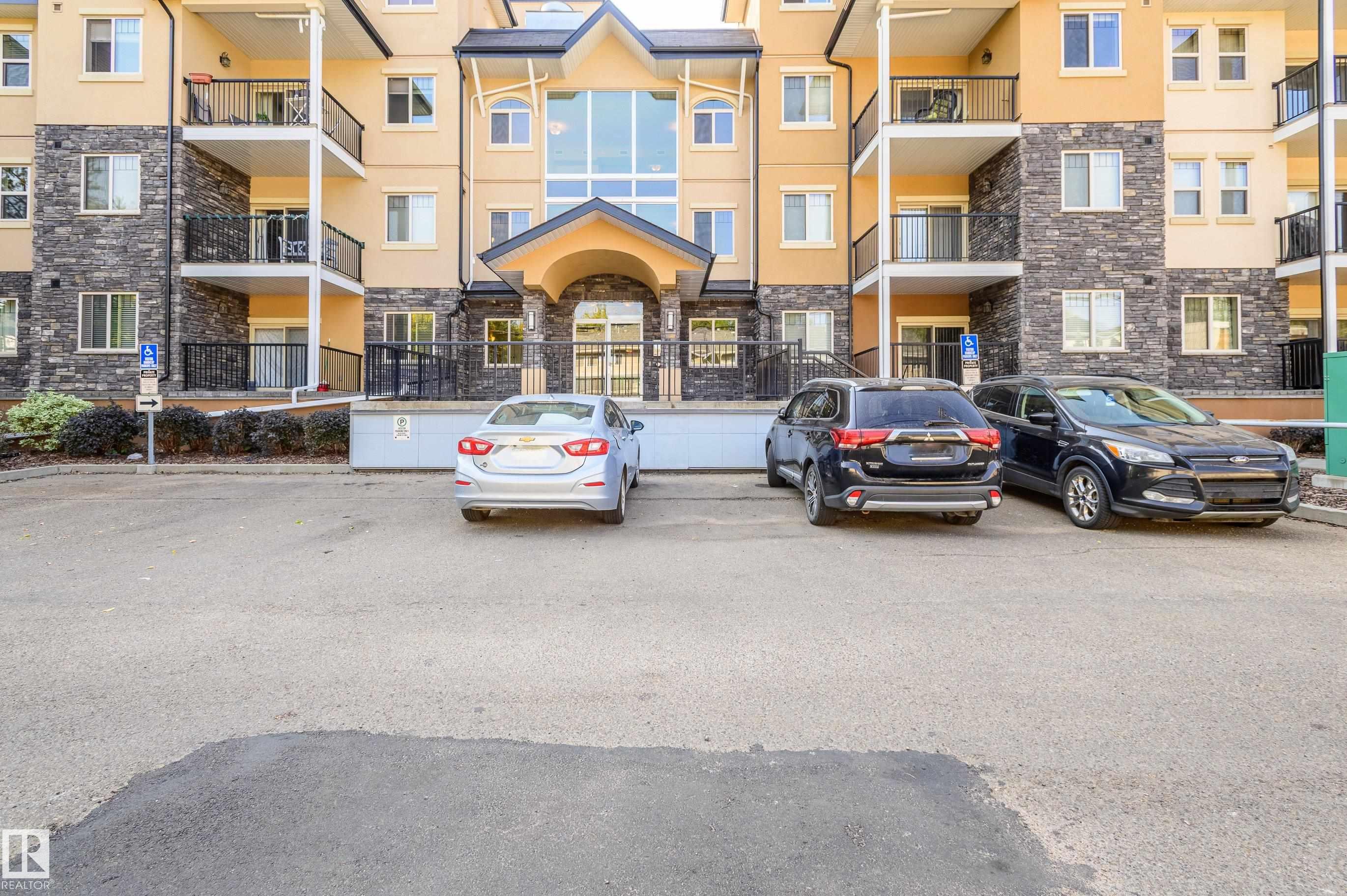 212 8730 82 Avenue, Edmonton, Alberta, T6C 0Z1