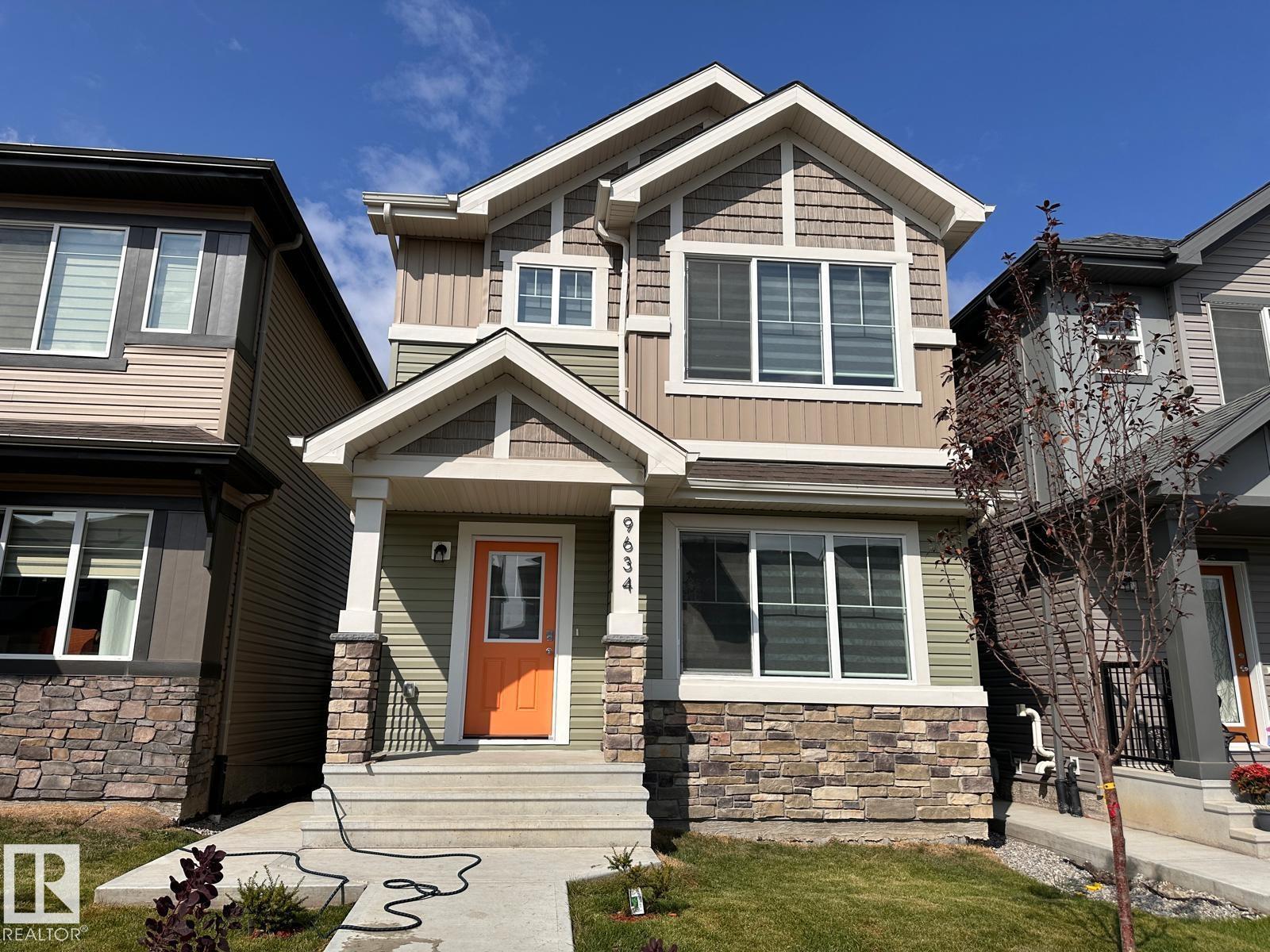 9634 Colak Link Link, Edmonton, Alberta, T6W 5M5
