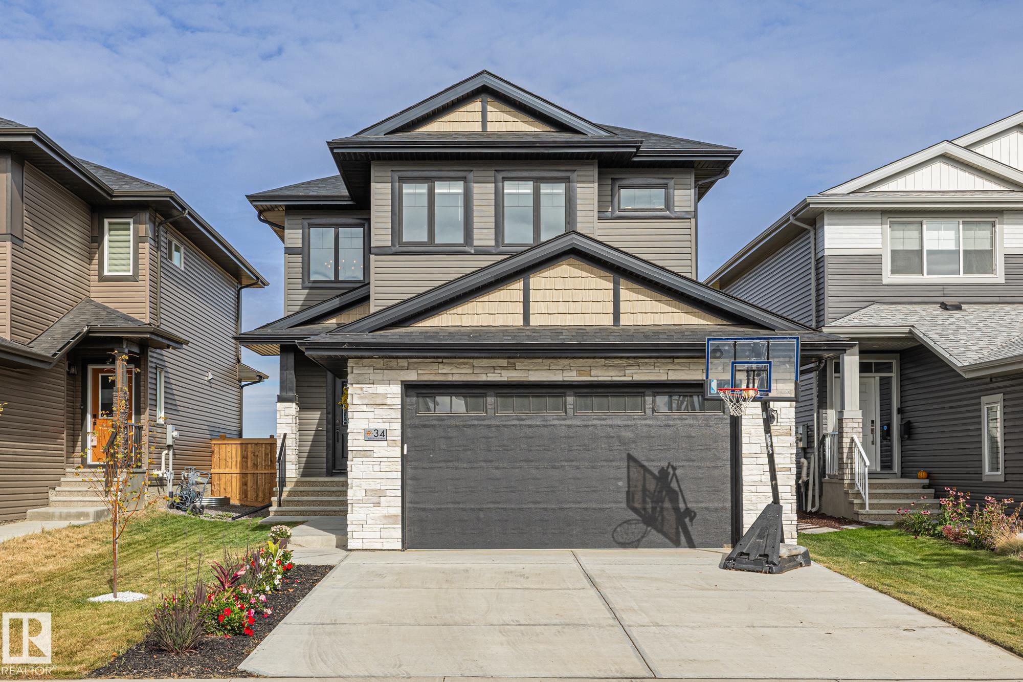 34 Edgefield Way, St. Albert, Alberta, T8N 8A1