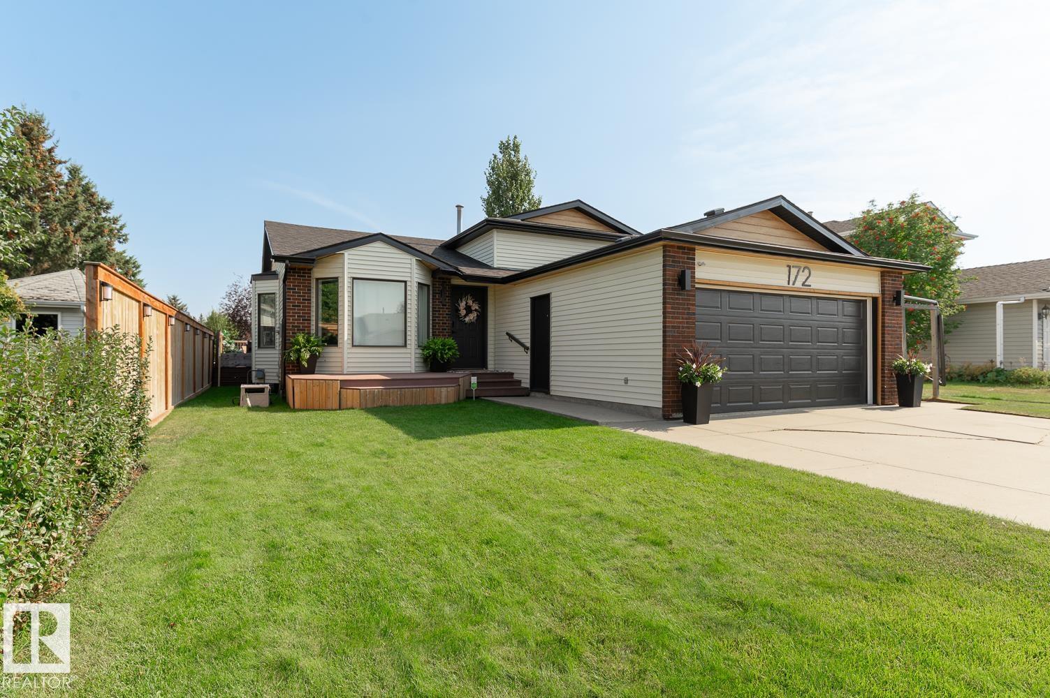 172 St. Andrews Drive, Stony Plain, Alberta, T7Z 1K9
