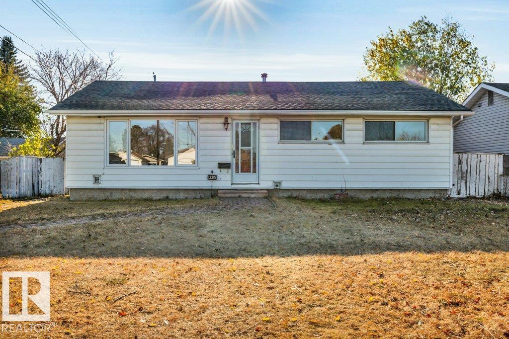13315 133 Avenue, Edmonton, Alberta, T5L 3S8