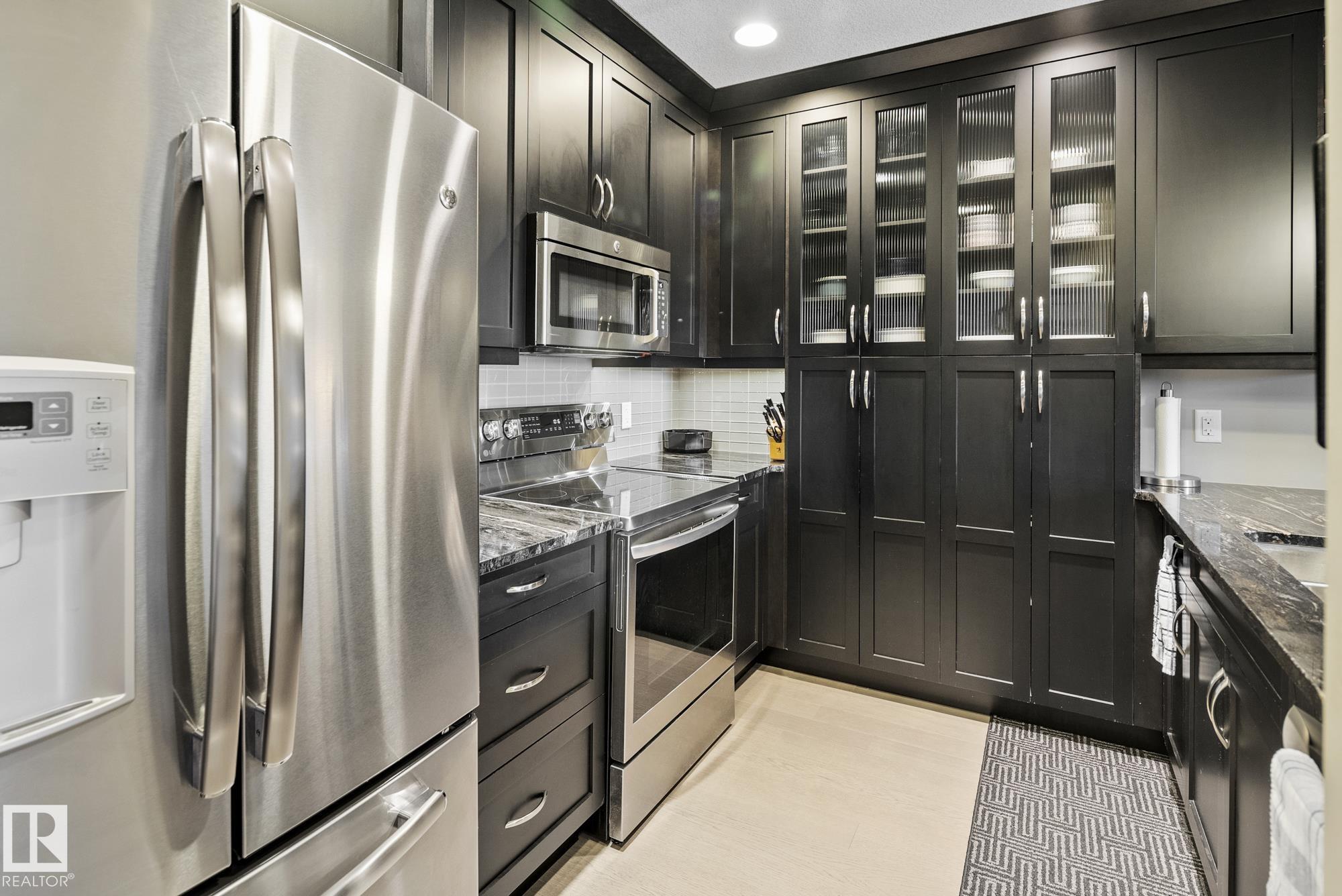 109 11080 ELLERSLIE Road Edmonton Alberta