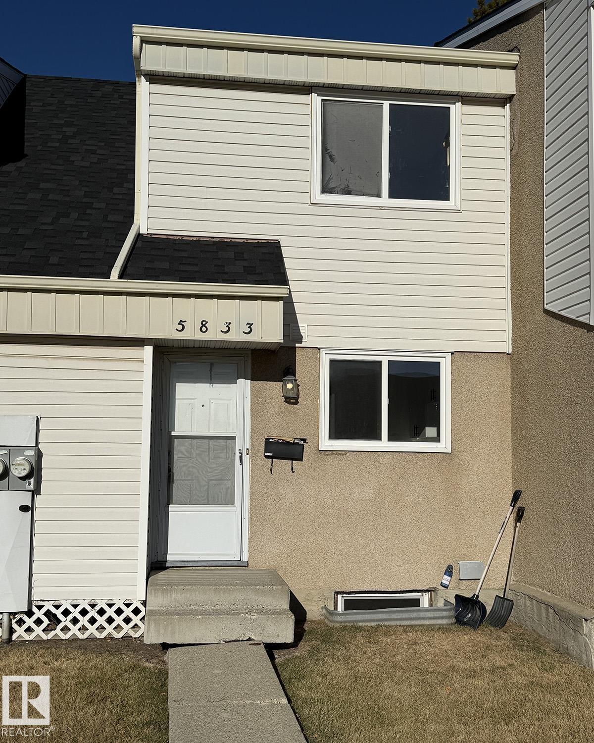 5833 Riverbend Road, Edmonton, Alberta, T6H 5A8