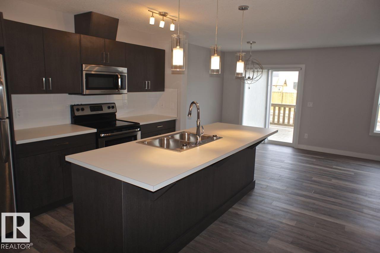 164 Radcliffe Wynd, Fort Saskatchewan, Alberta, T8L 0S9