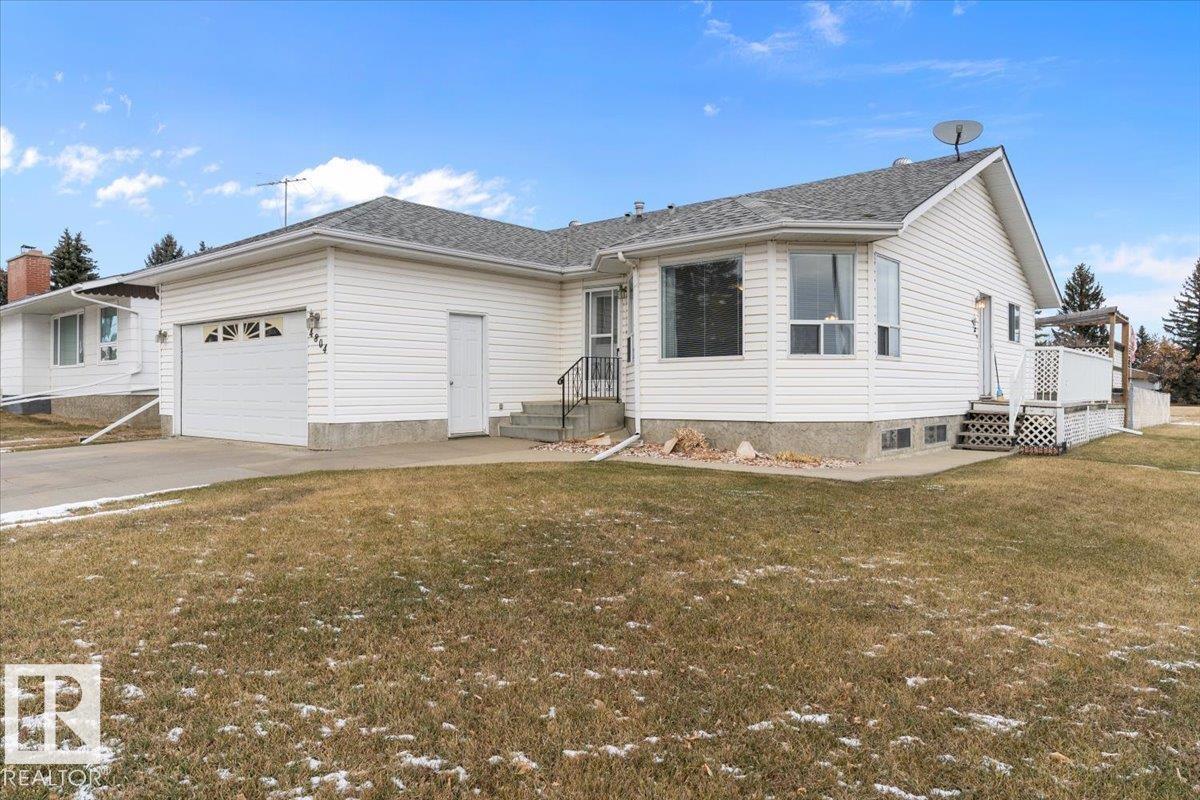 4804 52 Avenue, Tofield, Alberta, T0B 4J0