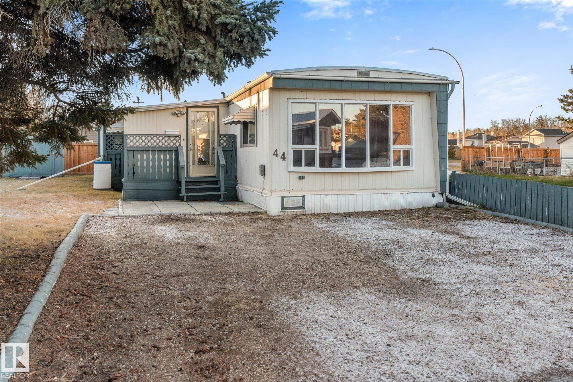 44 305 Calahoo Road, Spruce Grove, Alberta, T7X 3K6