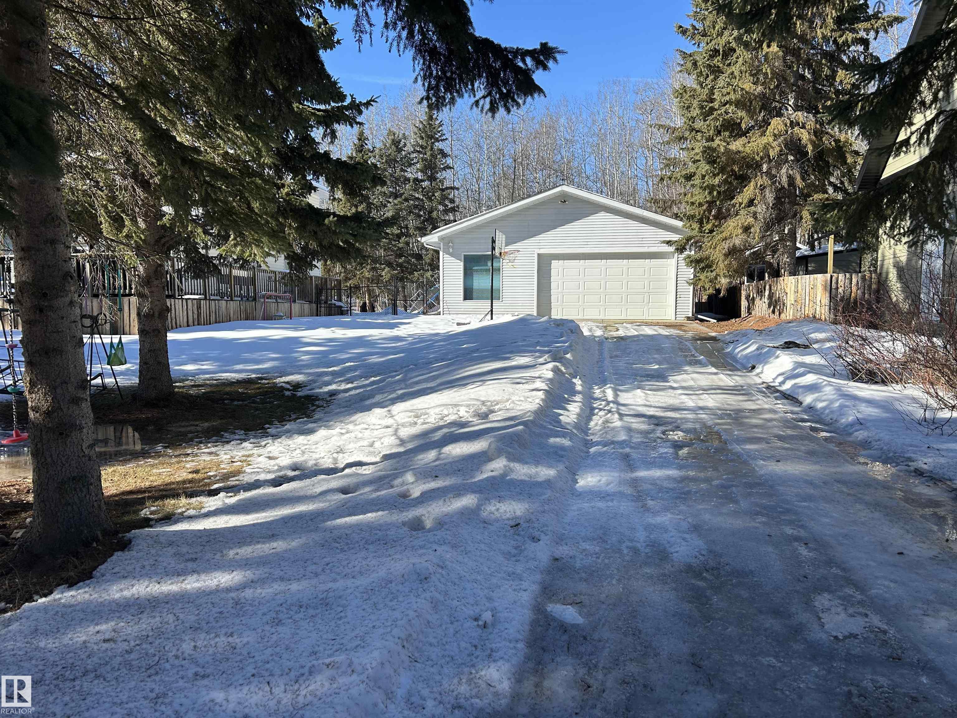1330 Mission Beach, Rural Leduc County, Alberta, T0C 2P0