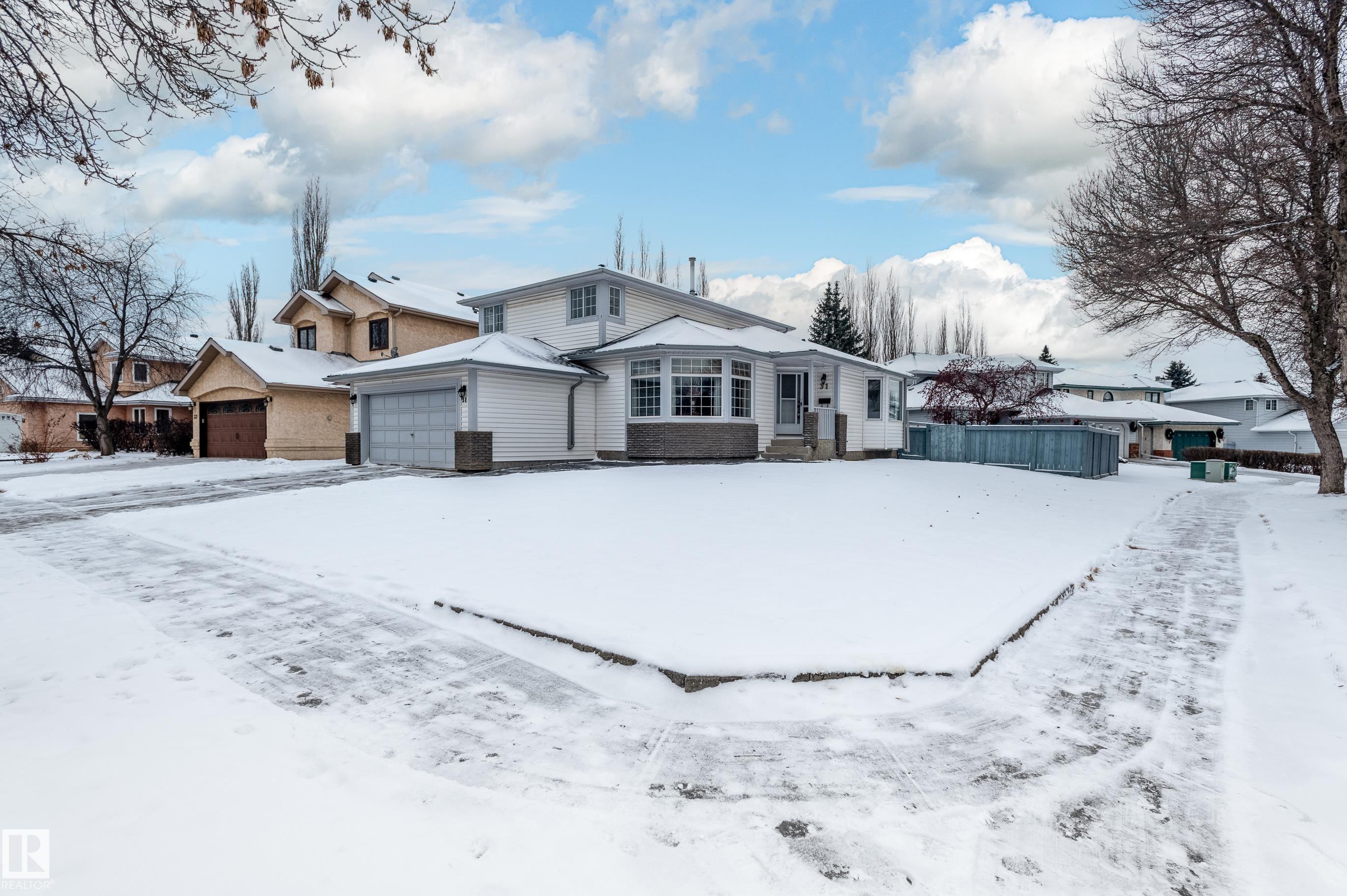 31 Harwood Drive, St. Albert, Alberta, T8N 5R3