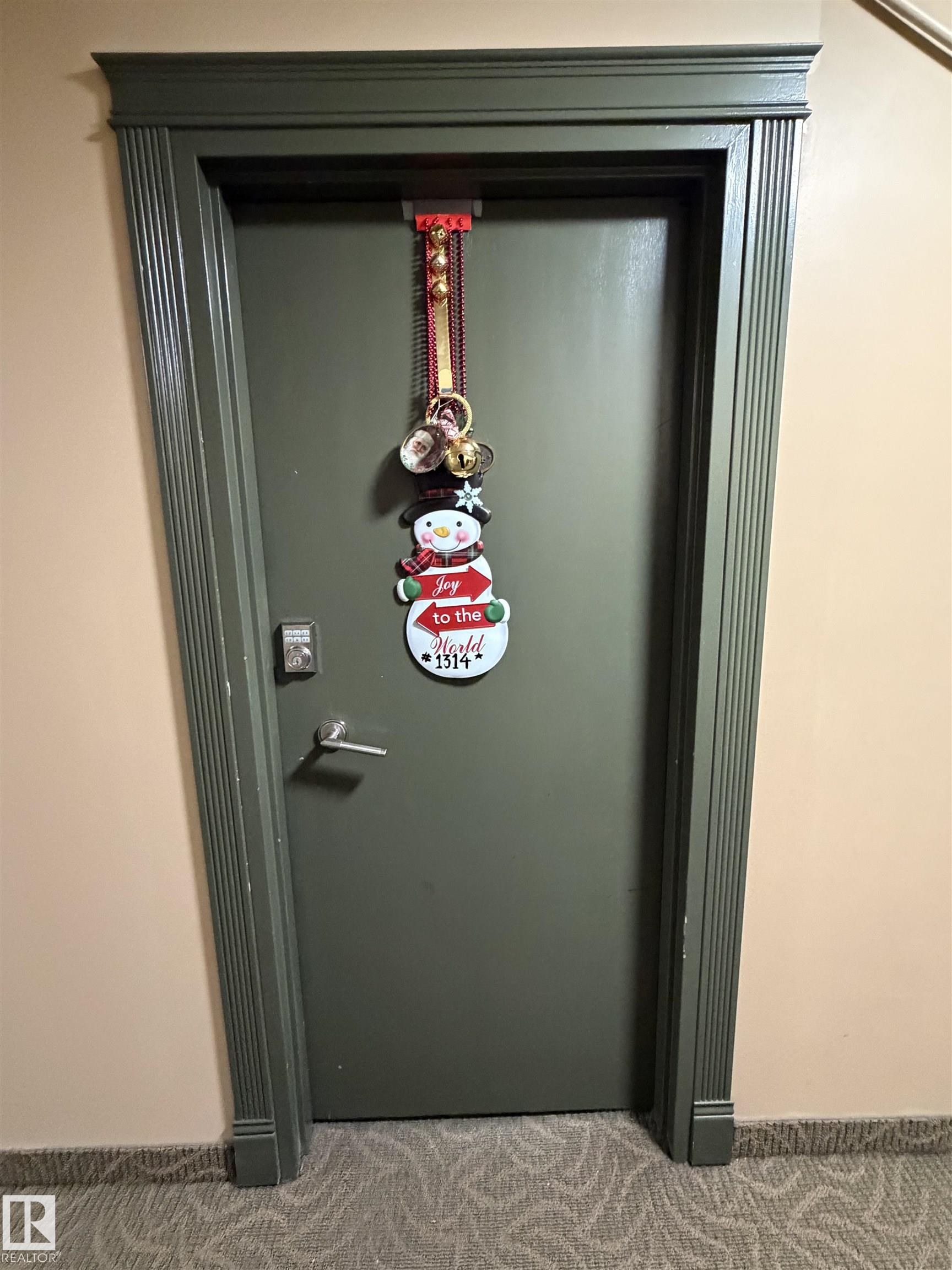 1314 13910 Stony Plain Road, Edmonton, Alberta, T5N 3R2