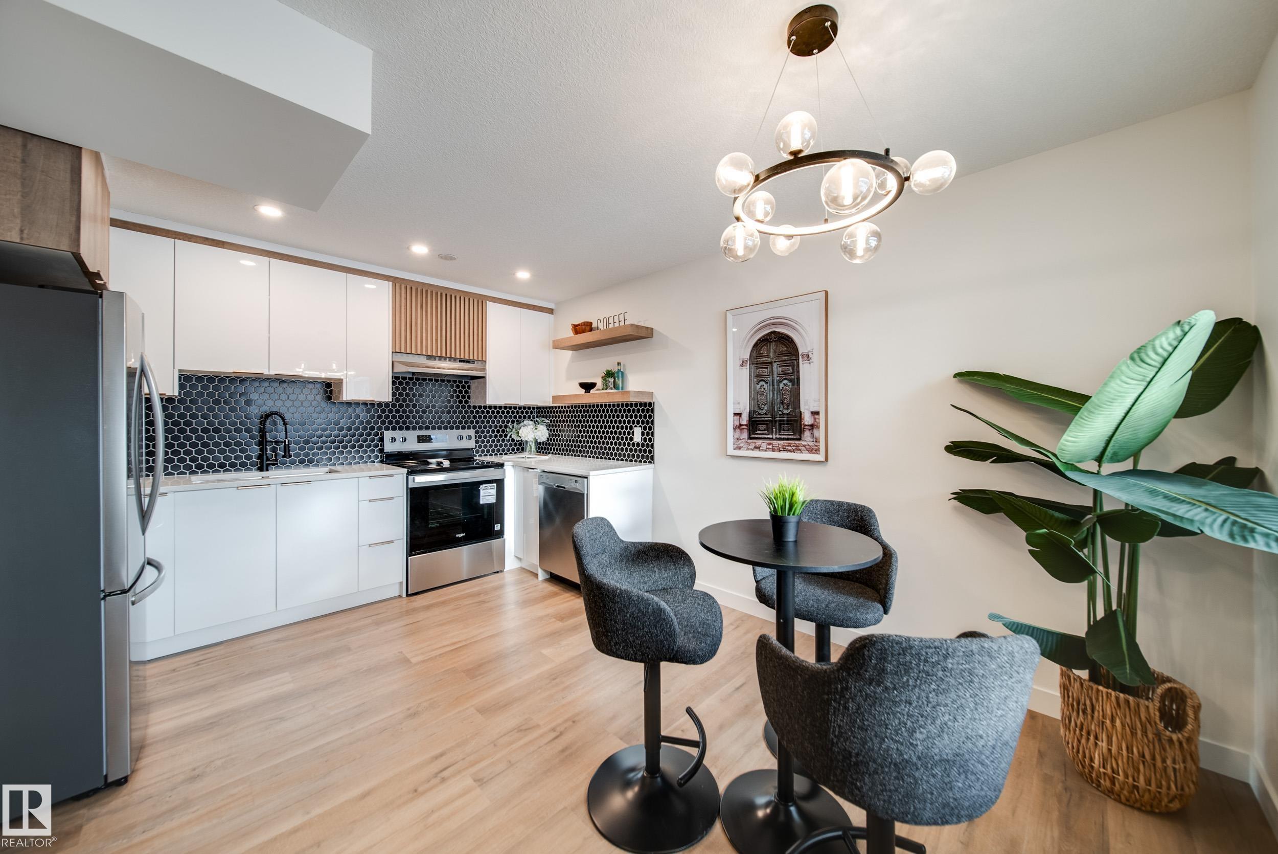 17751 95 Street, Edmonton, Alberta, T5Z 2E3