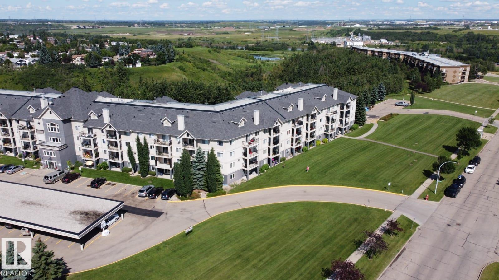 315 592 Hooke Road, Edmonton, Alberta, T5A 5H2