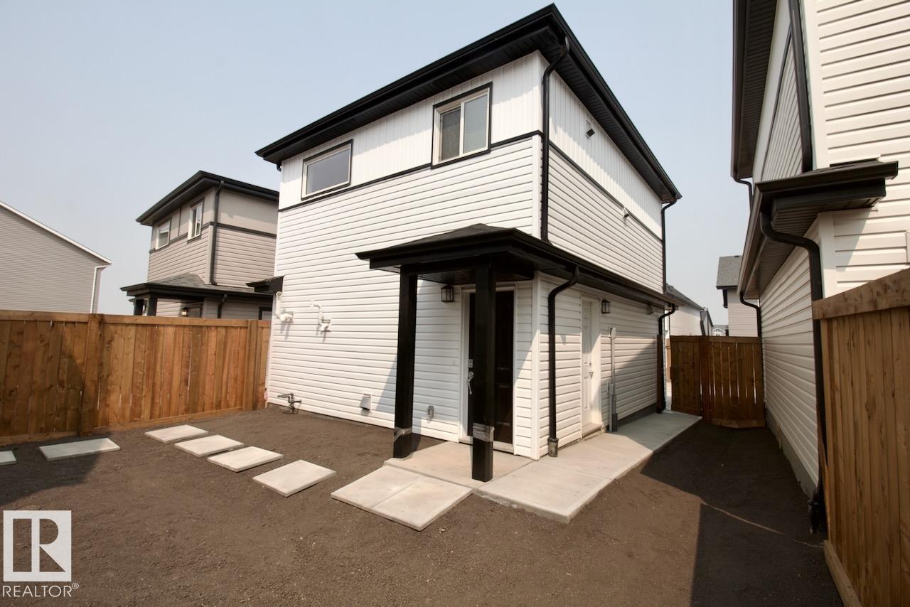 G 3864 Chrustawka Place, Edmonton, Alberta, T6W 4M9