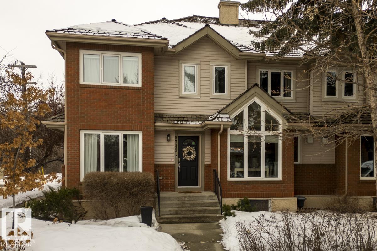 9743 91 Street, Edmonton, Alberta, T6C 3P8