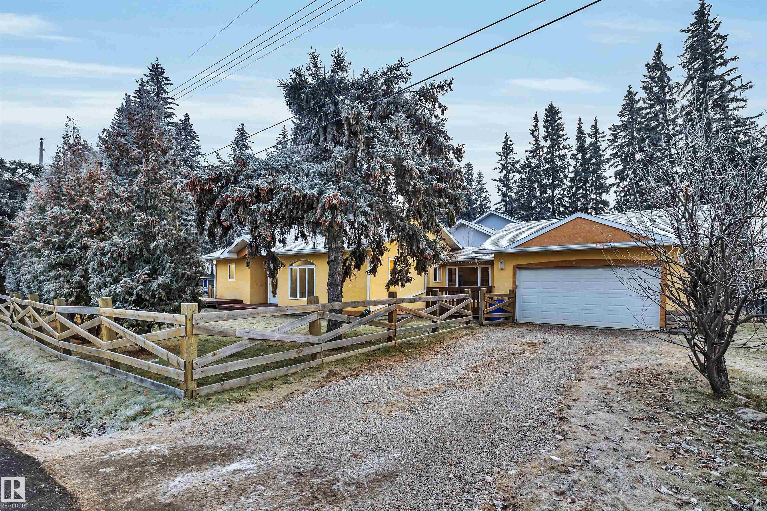 5220 47a Avenue, Rural Lac Ste. Anne County, Alberta, T0E 0A0