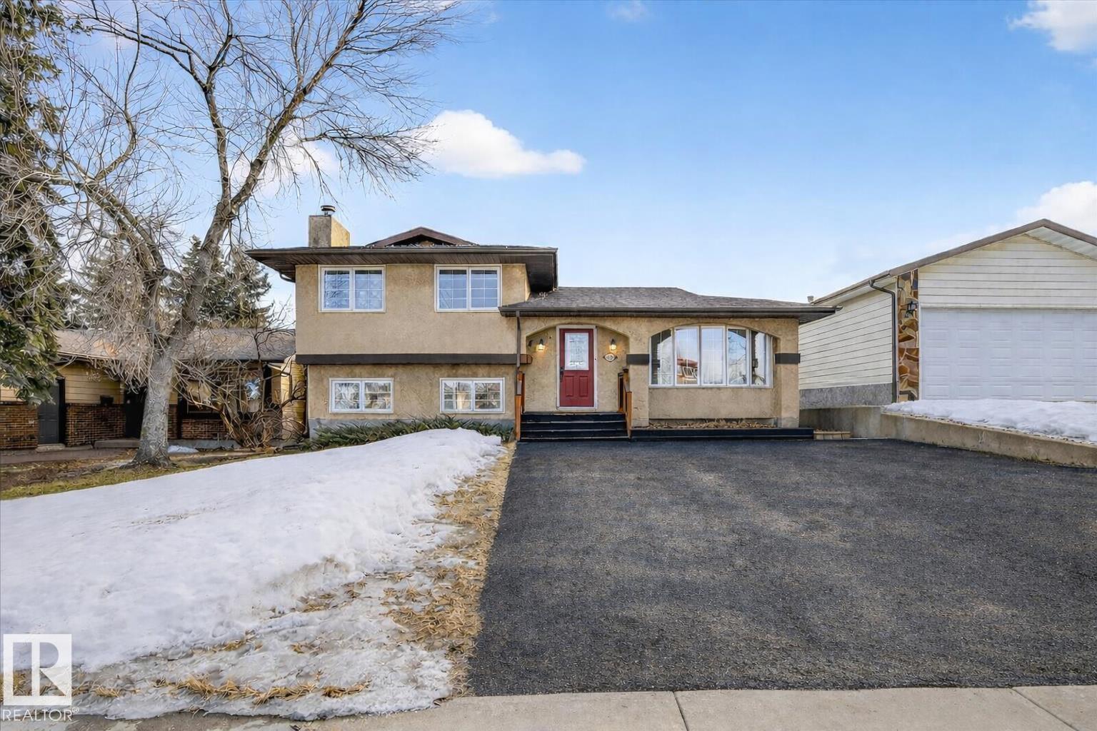 103 Woodbine Road, Sherwood Park, Alberta, T8A 4A5