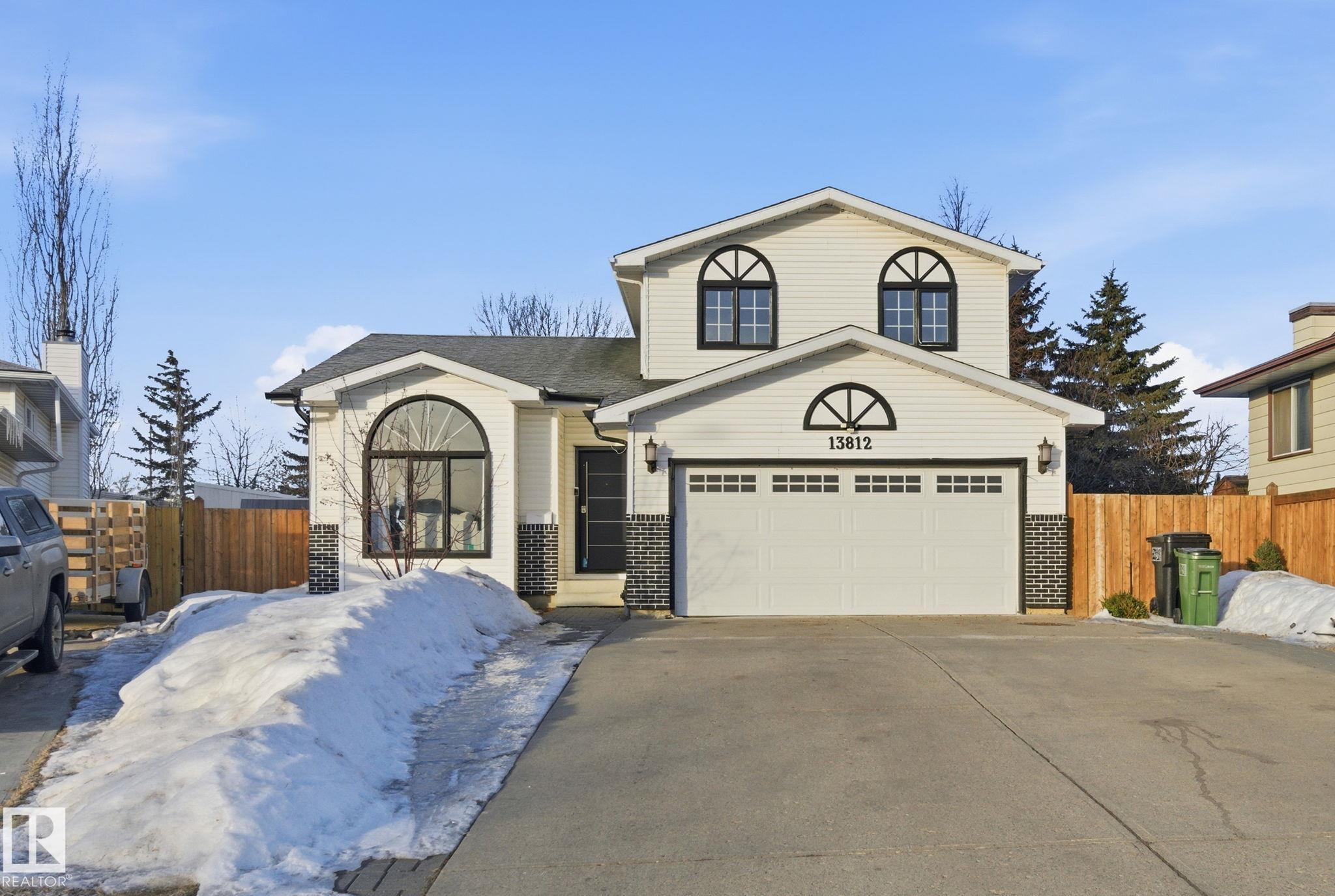 13812 120 Street, Edmonton, Alberta, T5X 5B8