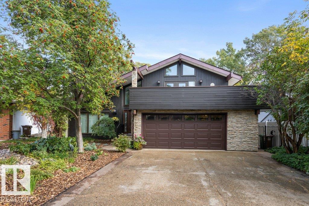 8 Green Lees Place, St. Albert, Alberta, T8N 3B1