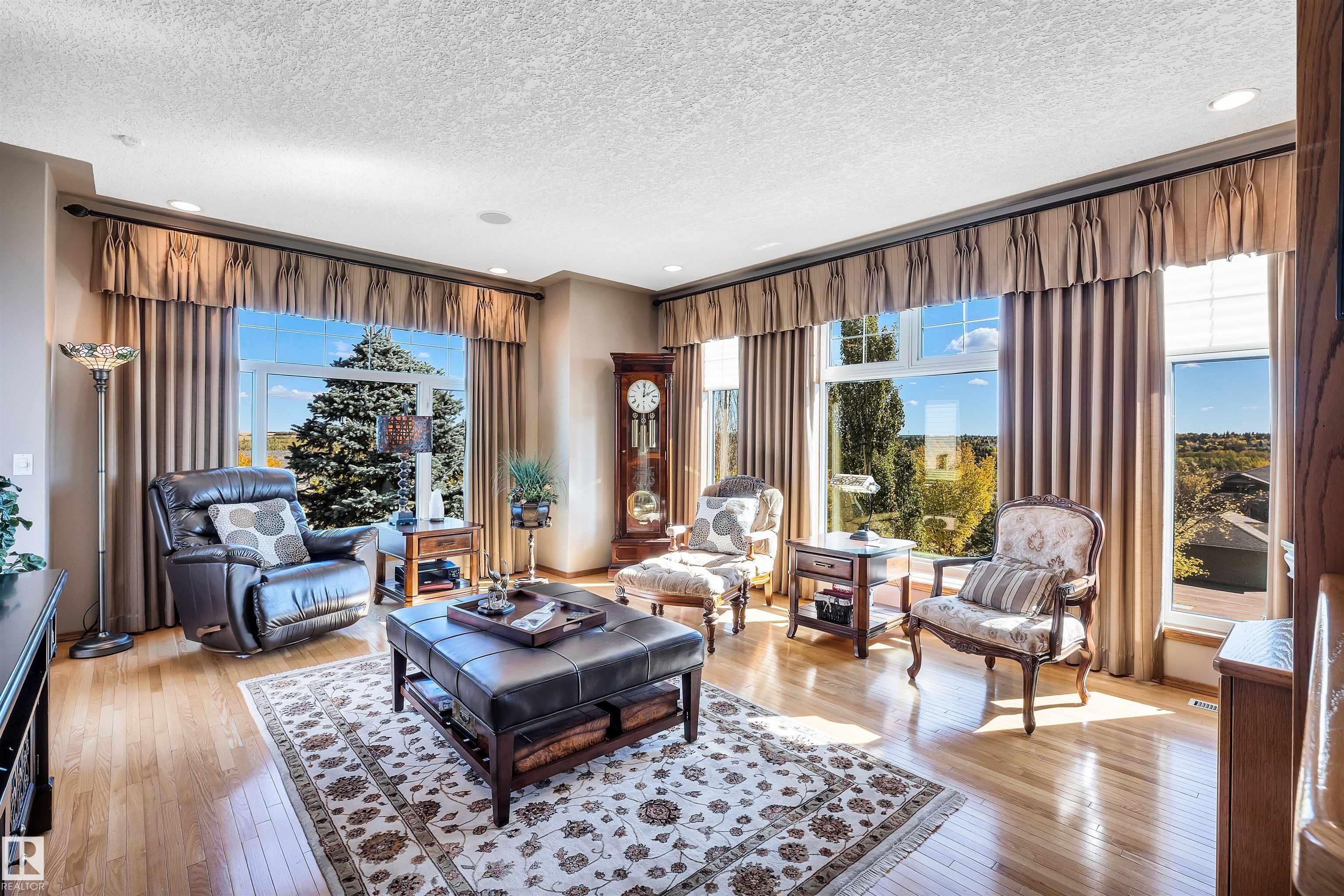 11 65 Oakmont Drive, St. Albert, Alberta, T8N 6S3