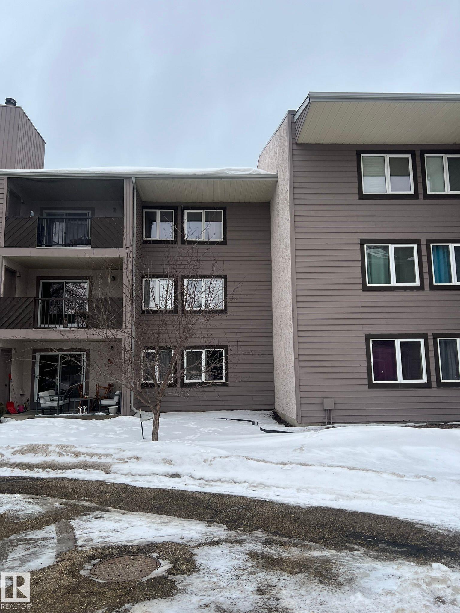 302 49 Akins Drive, St. Albert, Alberta, T8N 3M6