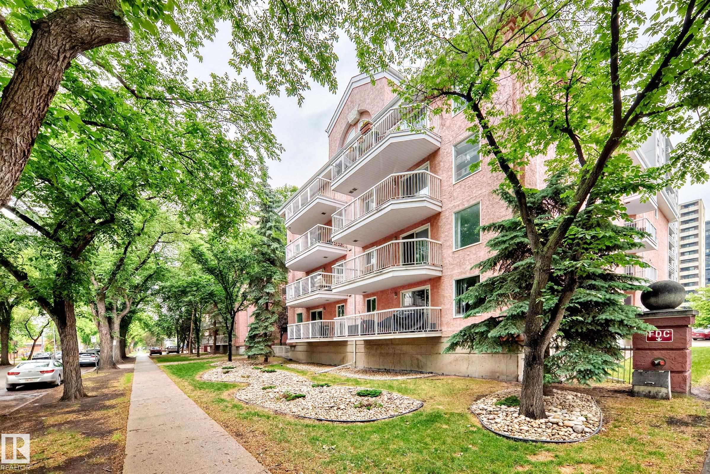 304 10153 117 Street, Edmonton, Alberta, T5K 1X5