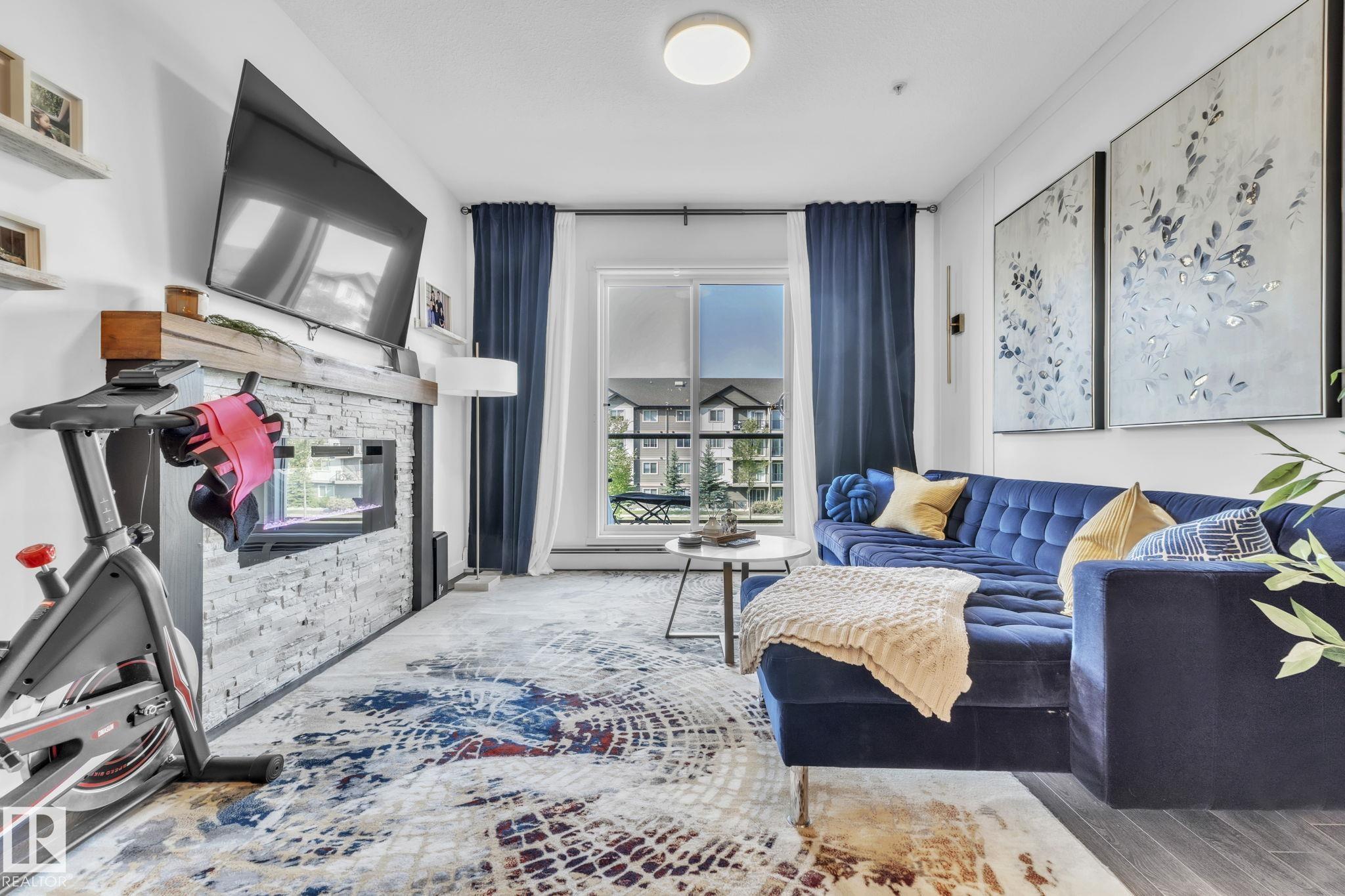 203 812 Welsh Drive, Edmonton, Alberta, T6X 1Y7